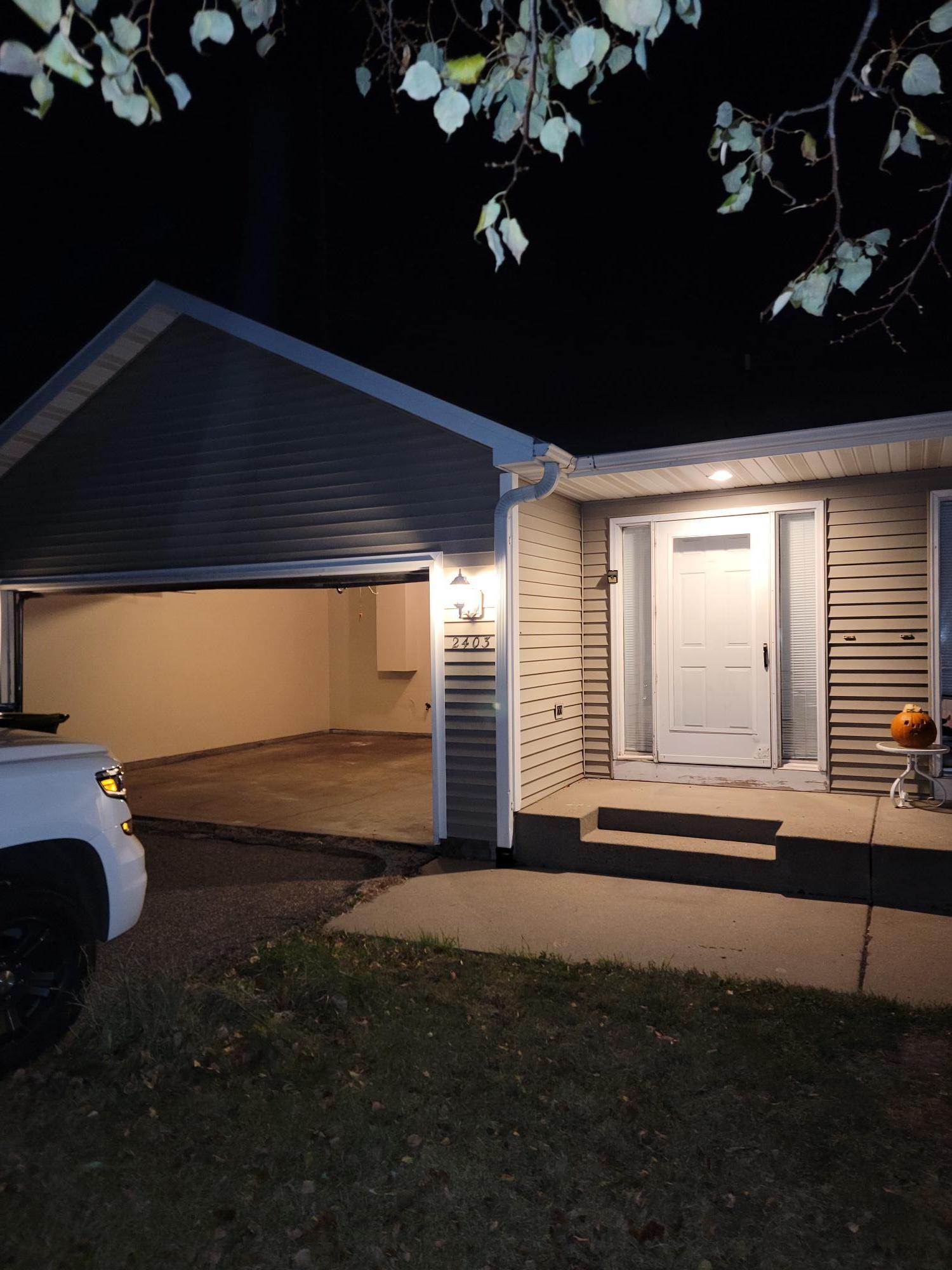 2nd image of 2403 Brenner Ct, Saint Paul, MN 55113 | MLS# 7108183