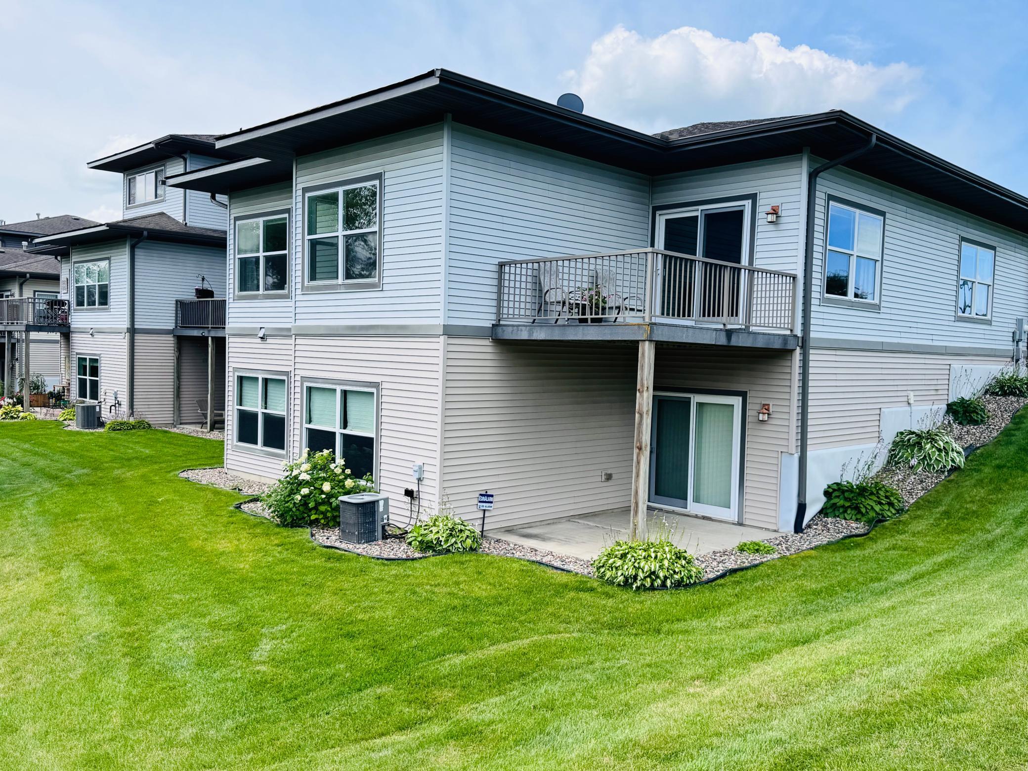 2nd image of 1246 Vernon Dr, Carver, MN 55315 | MLS# 7108224
