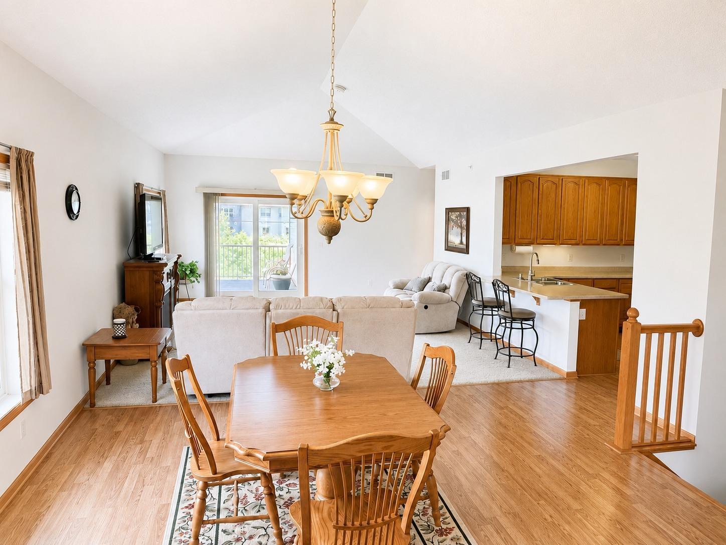 3rd image of 1246 Vernon Dr, Carver, MN 55315 | MLS# 7108224