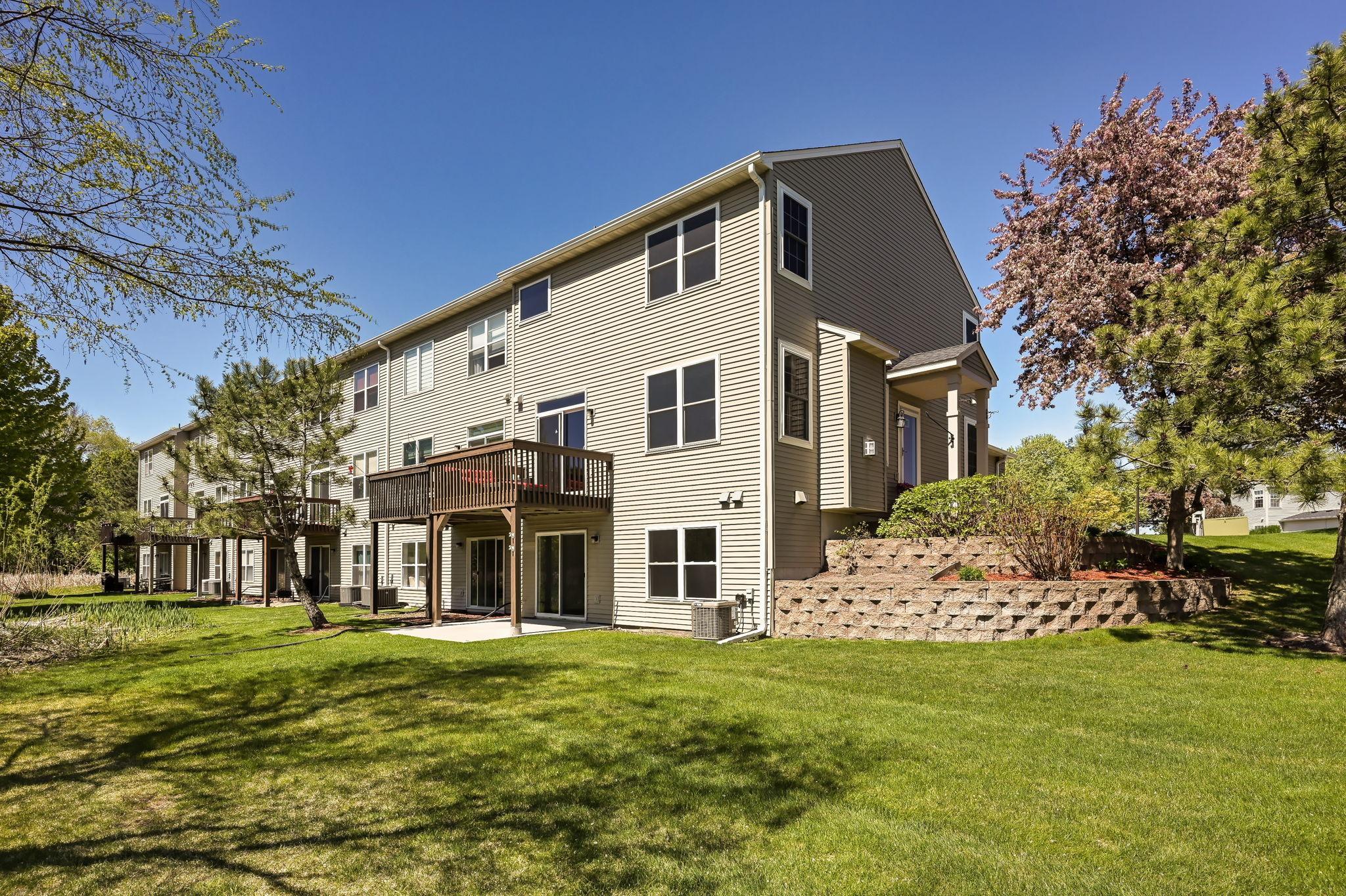 2nd image of 8960 Comstock Ln N, Maple Grove, MN 55311 | MLS# 7108231