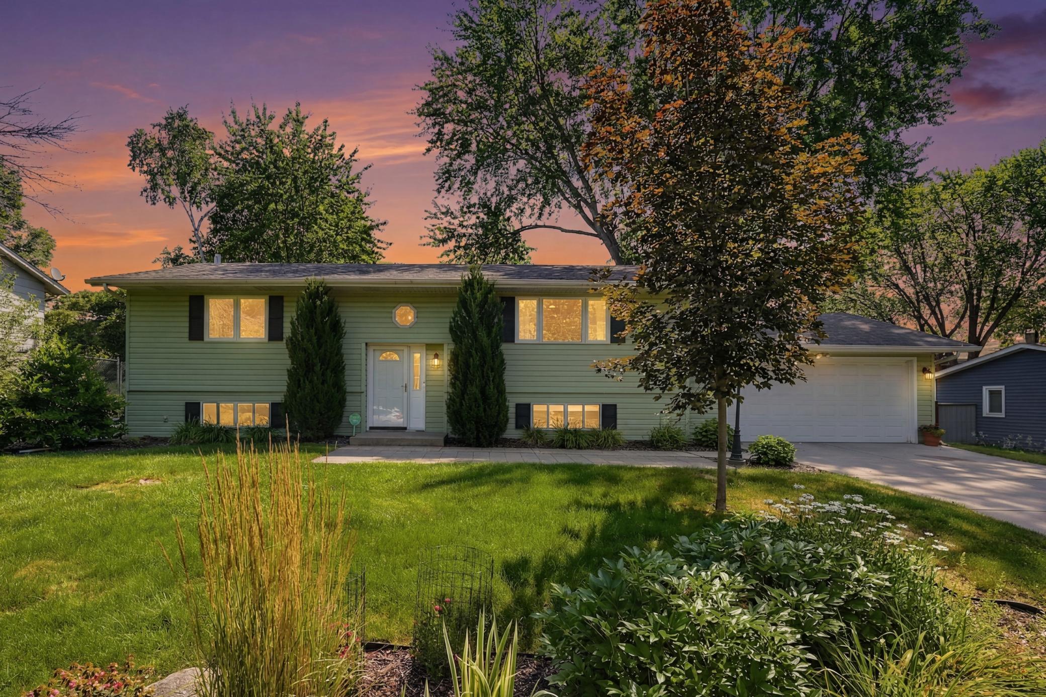 30th image of 3224 Hillsboro Ave N, New Hope, MN 55427 | MLS# 7108321