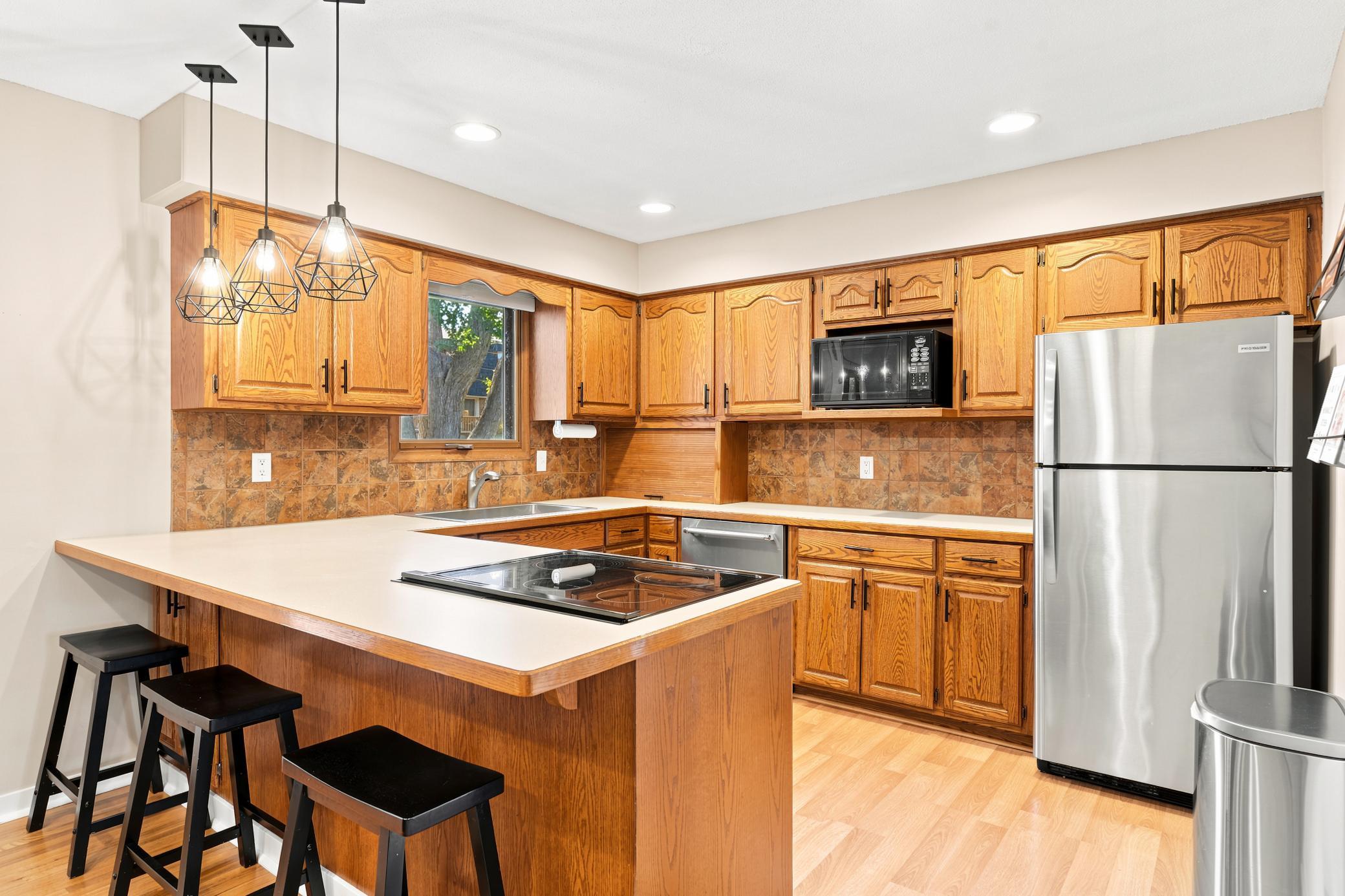 4th image of 3224 Hillsboro Ave N, New Hope, MN 55427 | MLS# 7108321