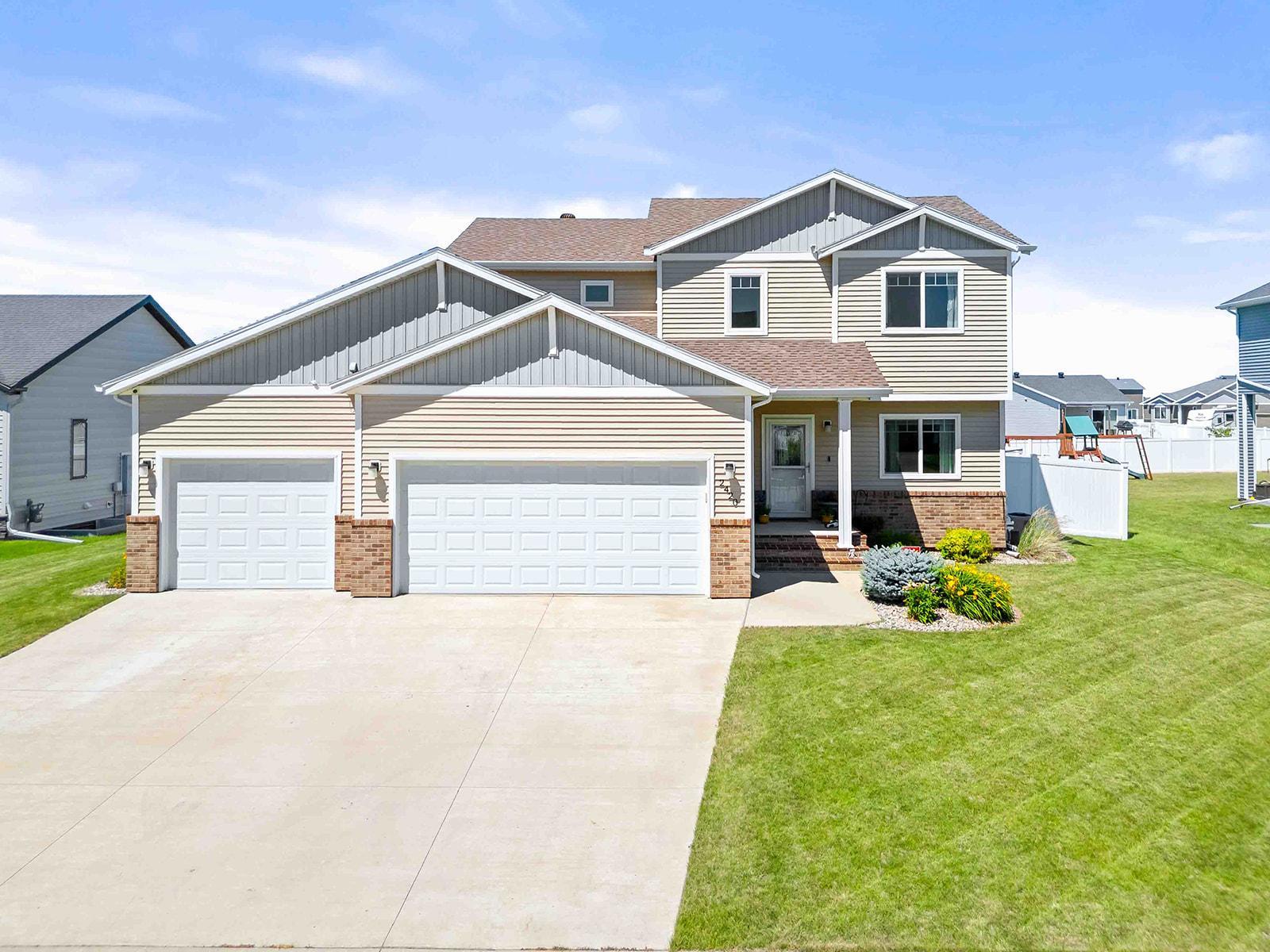 1st image of 2420 Harbor Ln, West Fargo, ND 58078 | MLS# 7108410