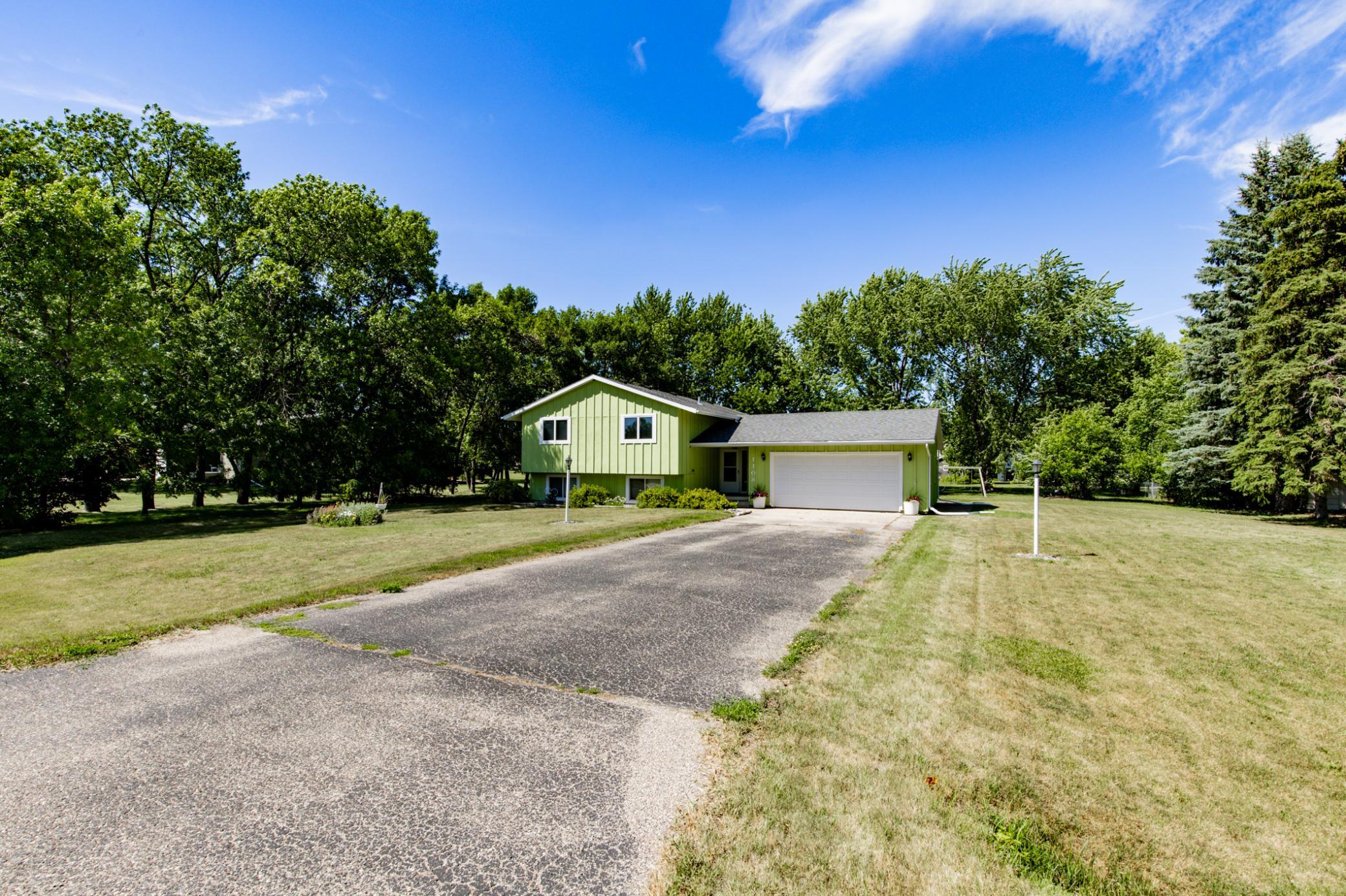 4th image of 1108 62Nd Ave N, Moorhead, MN 56560 | MLS# 7108542