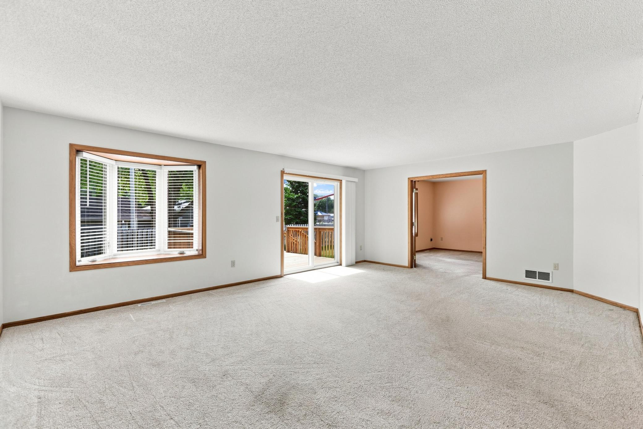 3rd image of 616 Jefferson Ave Sw, Watertown, MN 55388 | MLS# 7108597