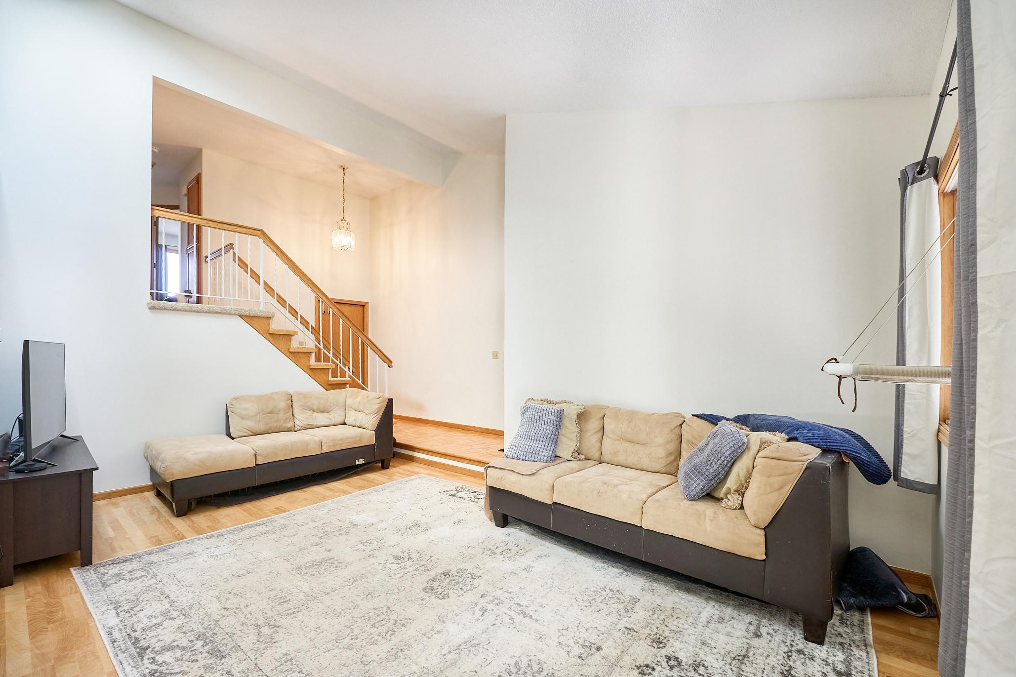 5th image of 12857 82Nd Pl N, Maple Grove, MN 55369 | MLS# 7108601