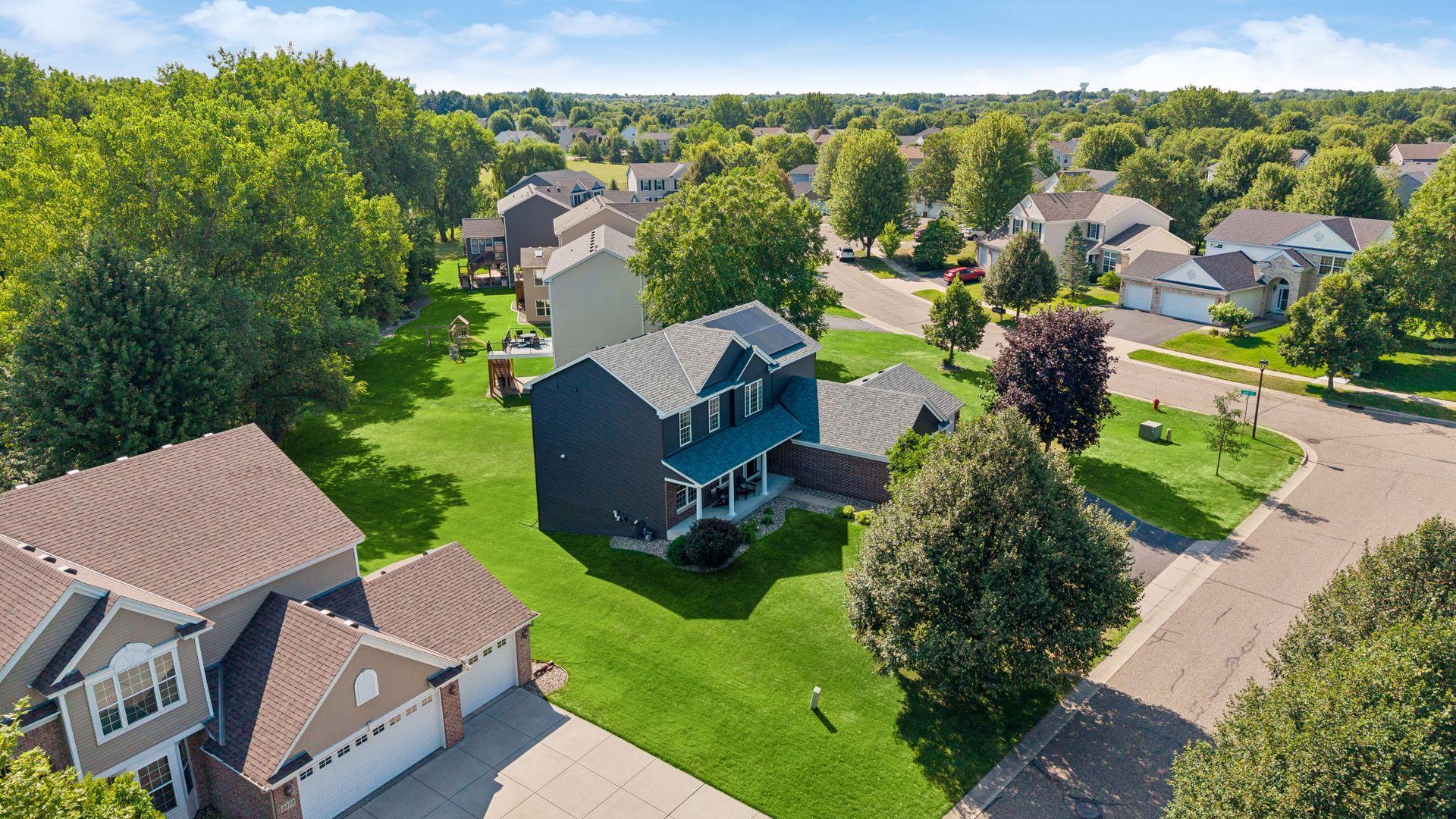 2nd image of 2283 Saint Johns Dr, Saint Paul, MN 55129 | MLS# 7108637