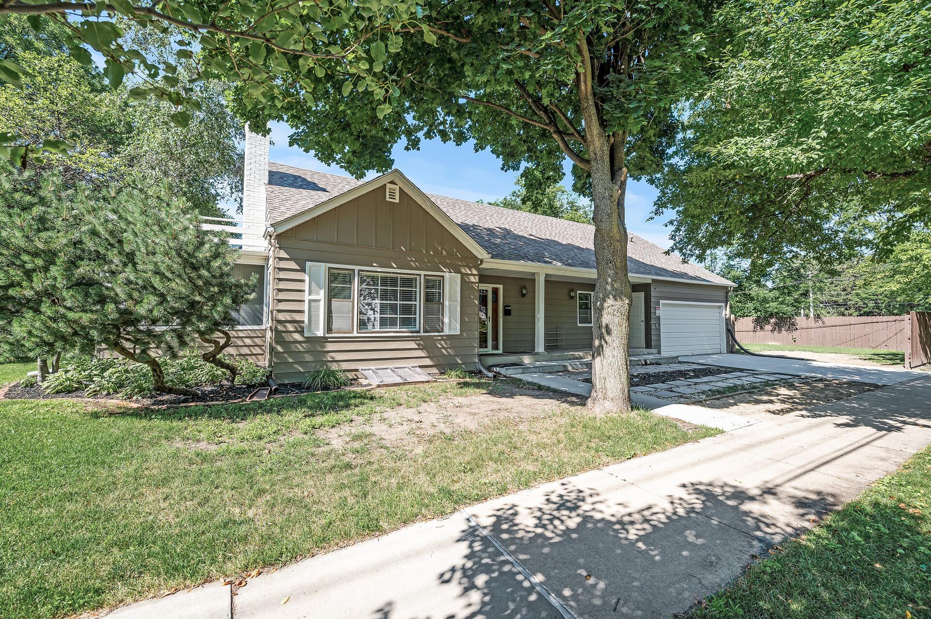 2nd image of 1419 6th St Sw, Rochester, MN 55902 | MLS# 7108665