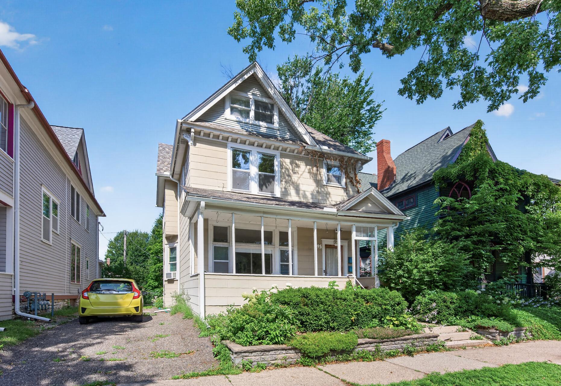 2nd image of 95 Victoria St N, Saint Paul, MN 55104 | MLS# 7108677
