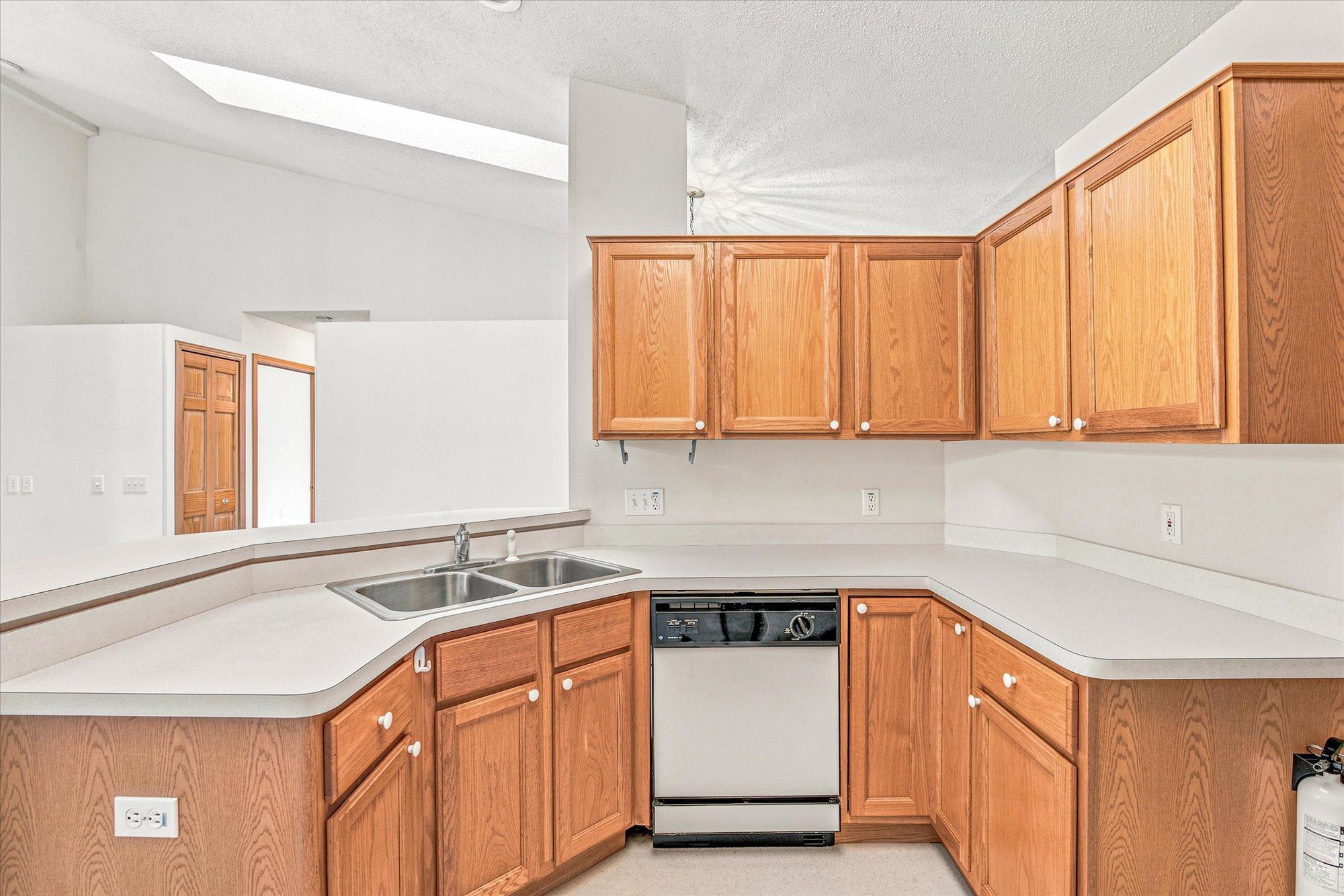 5th image of 7588 Ojibway Park Bay, Saint Paul, MN 55125 | MLS# 7108688