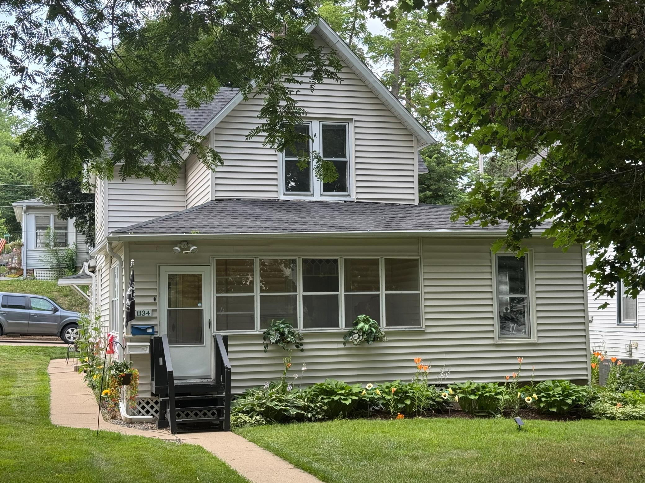 1st image of 1134 Central Ave, Red Wing, MN 55066 | MLS# 7108698