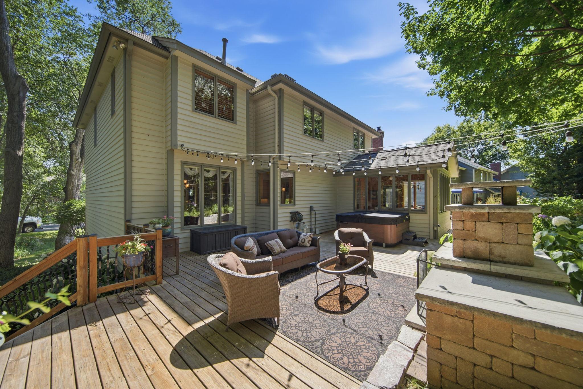2nd image of 699 Bridle Ridge Rd, Saint Paul, MN 55123 | MLS# 7108735