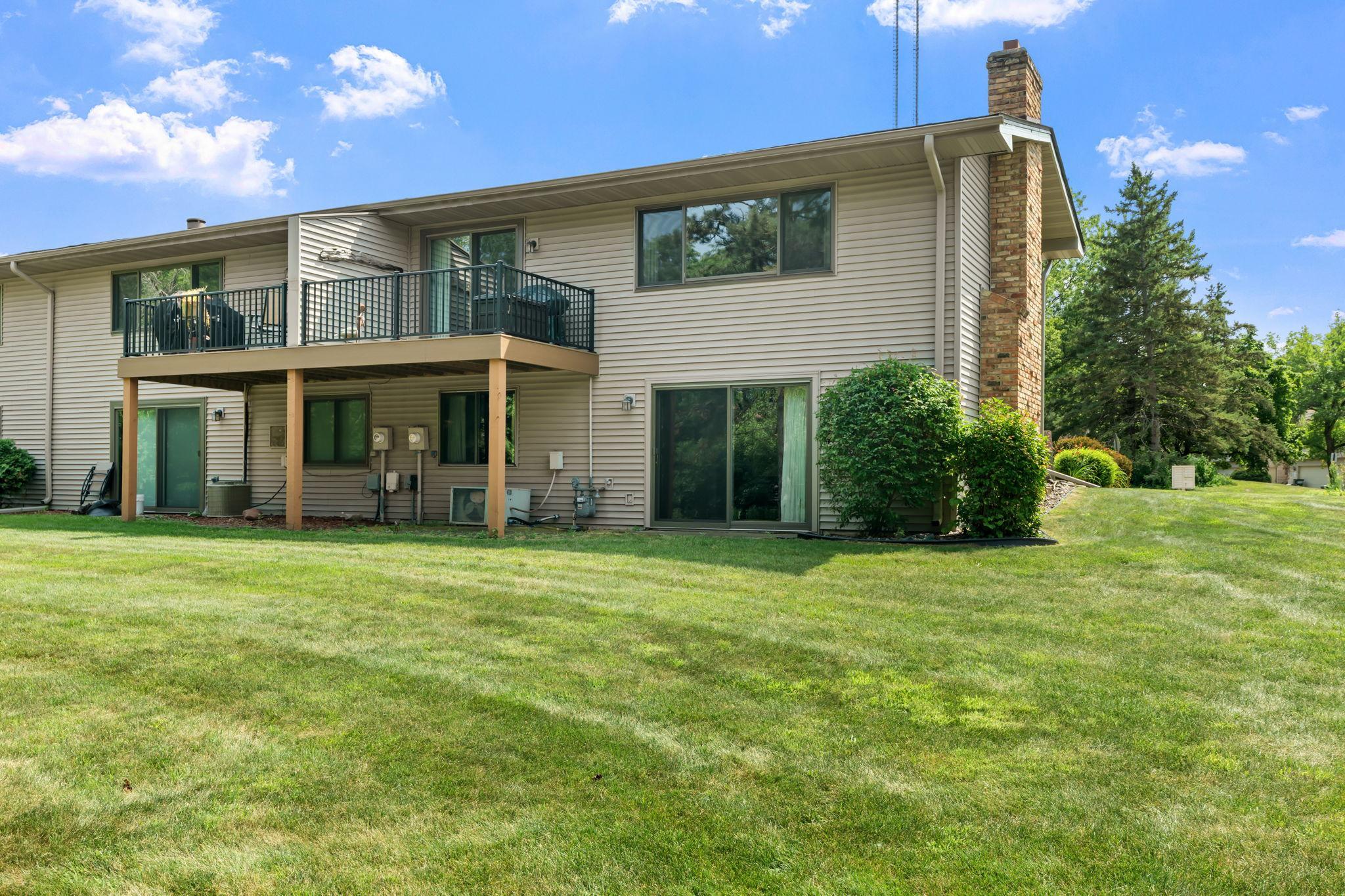 5th image of 903 Shirlee Ln, Saint Paul, MN 55126 | MLS# 7108782