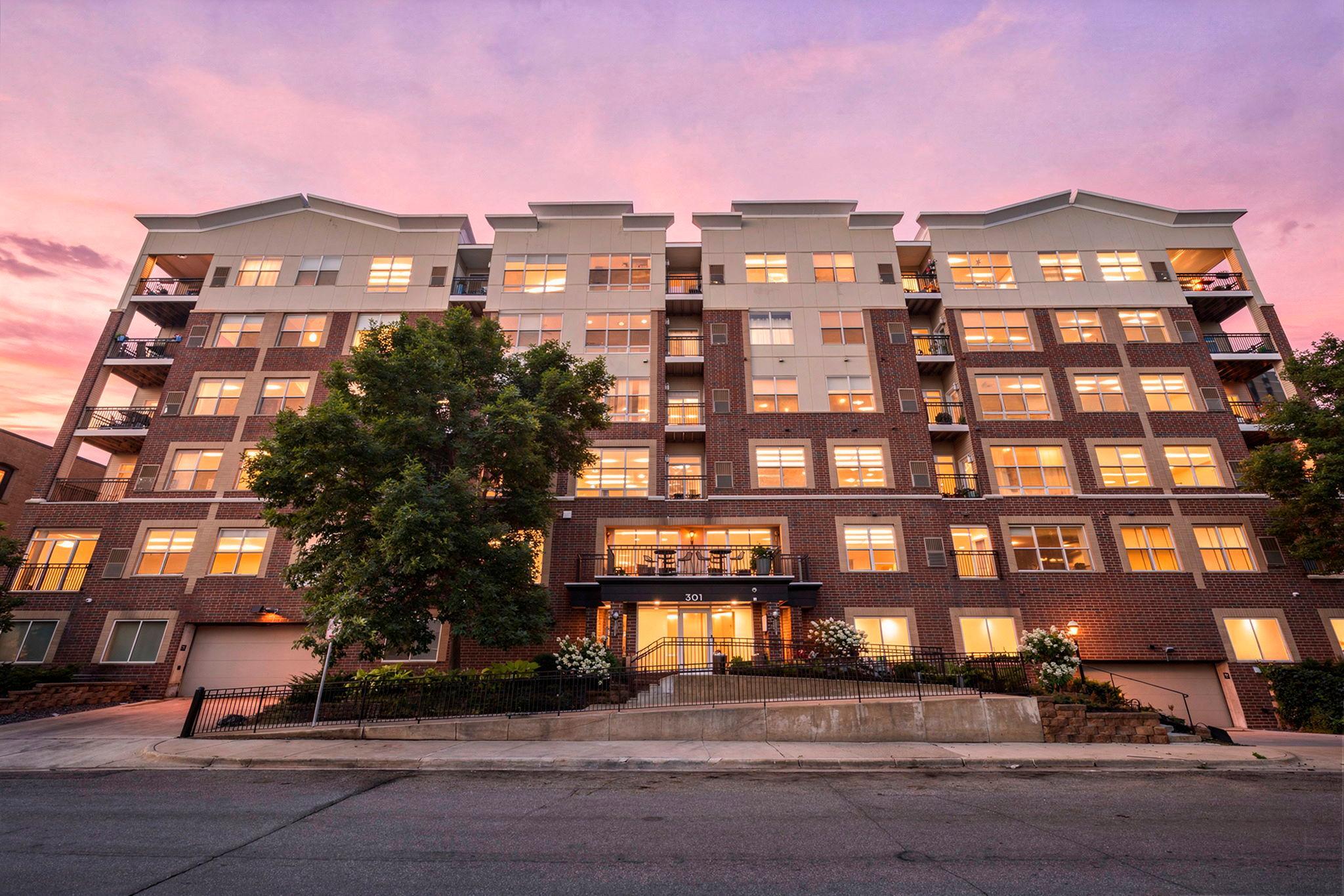 1st image of 301 Oak Grove St #308, Minneapolis, MN 55403 | MLS# 7108803