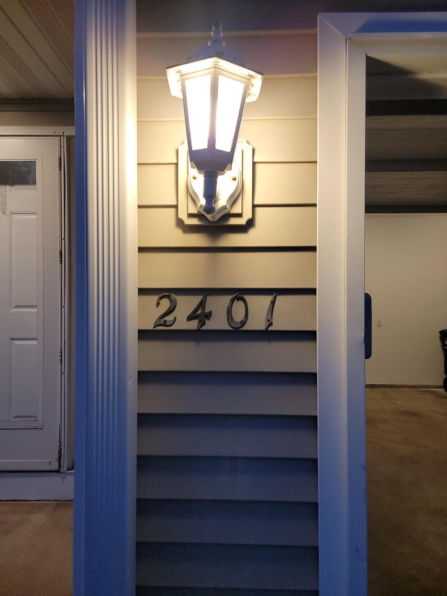 1st image of 2401 Brenner Ct, Saint Paul, MN 55113 | MLS# 7108835