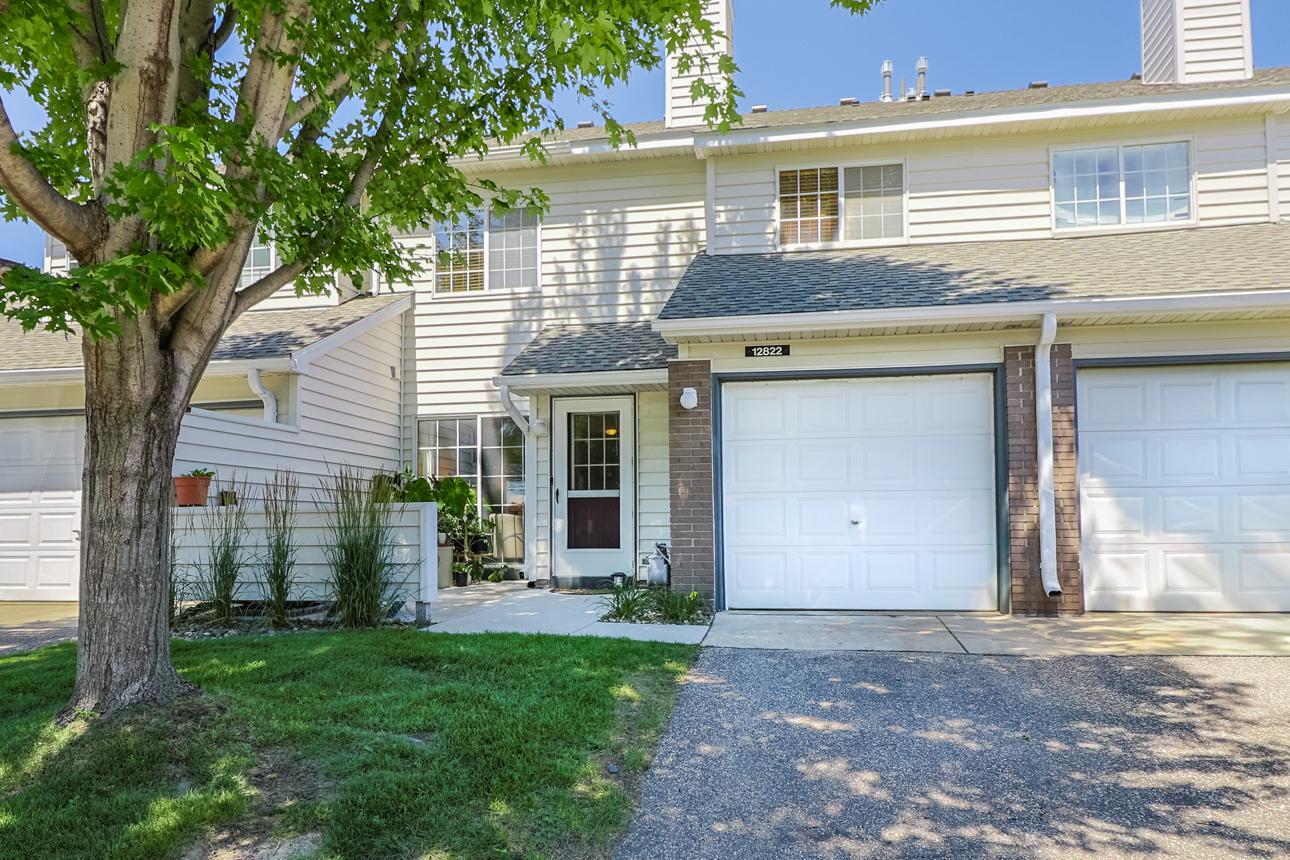 3rd image of 12822 Echo Ln, Saint Paul, MN 55124 | MLS# 7108865