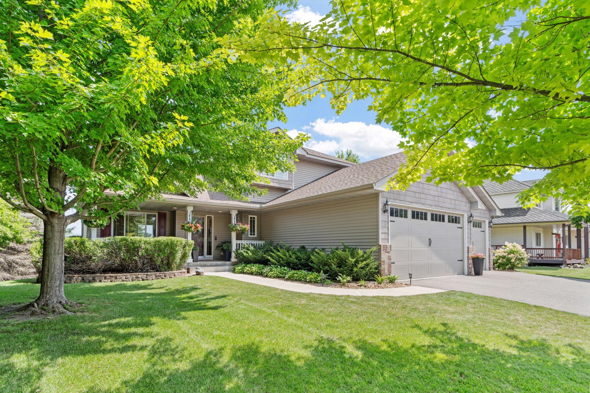 2nd image of 13012 Oakwood Dr, Rogers, MN 55374 | MLS# 7108891