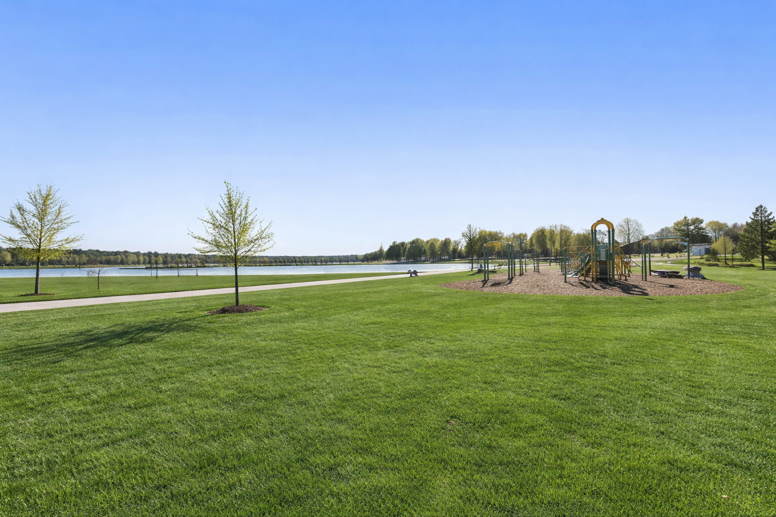 5th image of 5124 Mustang Cir, Saint Paul, MN 55129 | MLS# 7108965