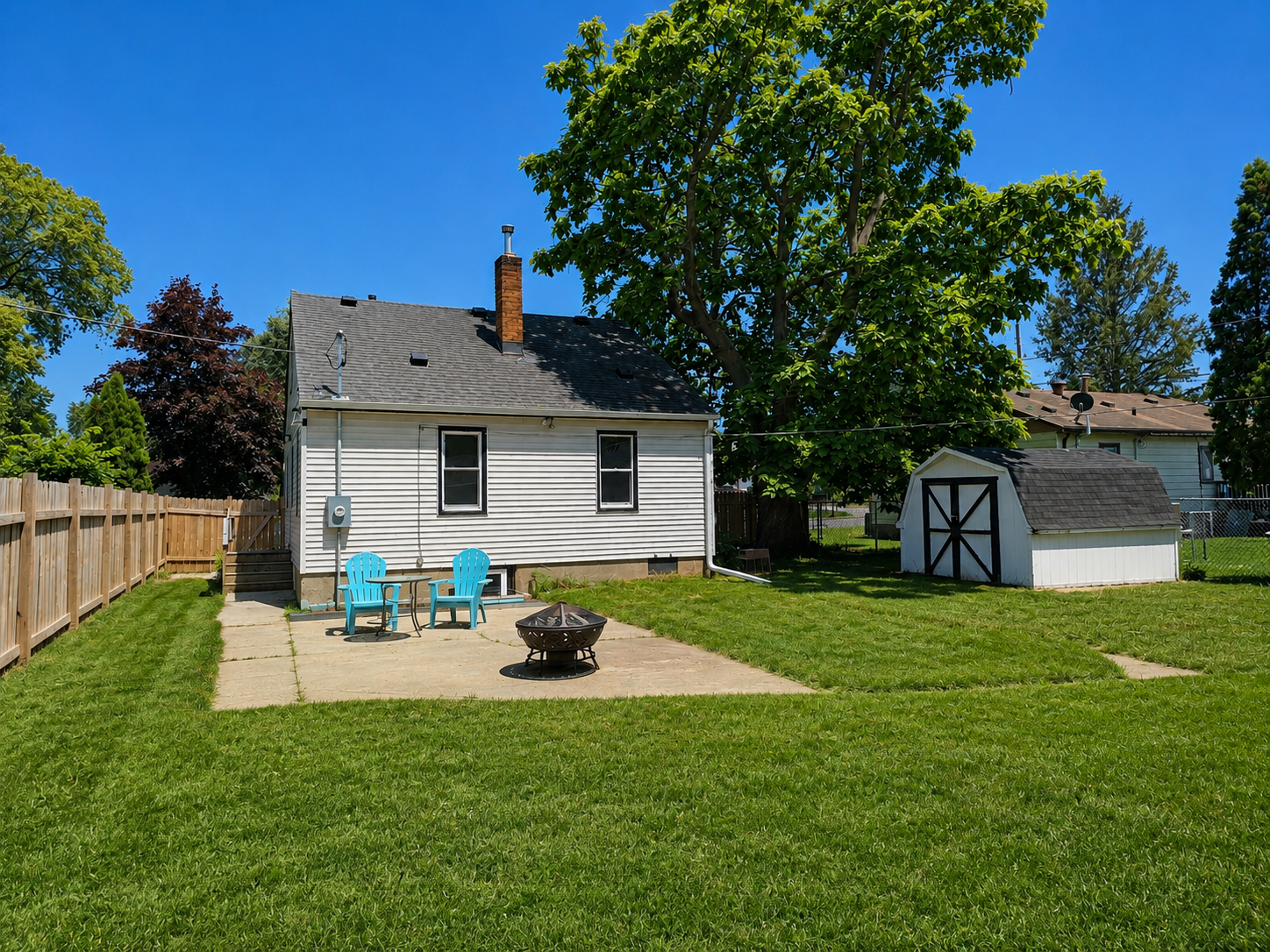 2nd image of 211 E Spruce St, South Saint Paul, MN 55075 | MLS# 7109011