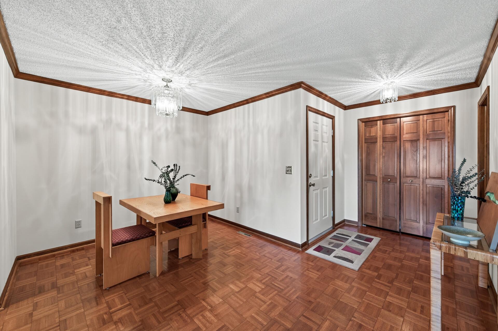 4th image of 4248 Oakmede Ln, White Bear Lake, MN 55110