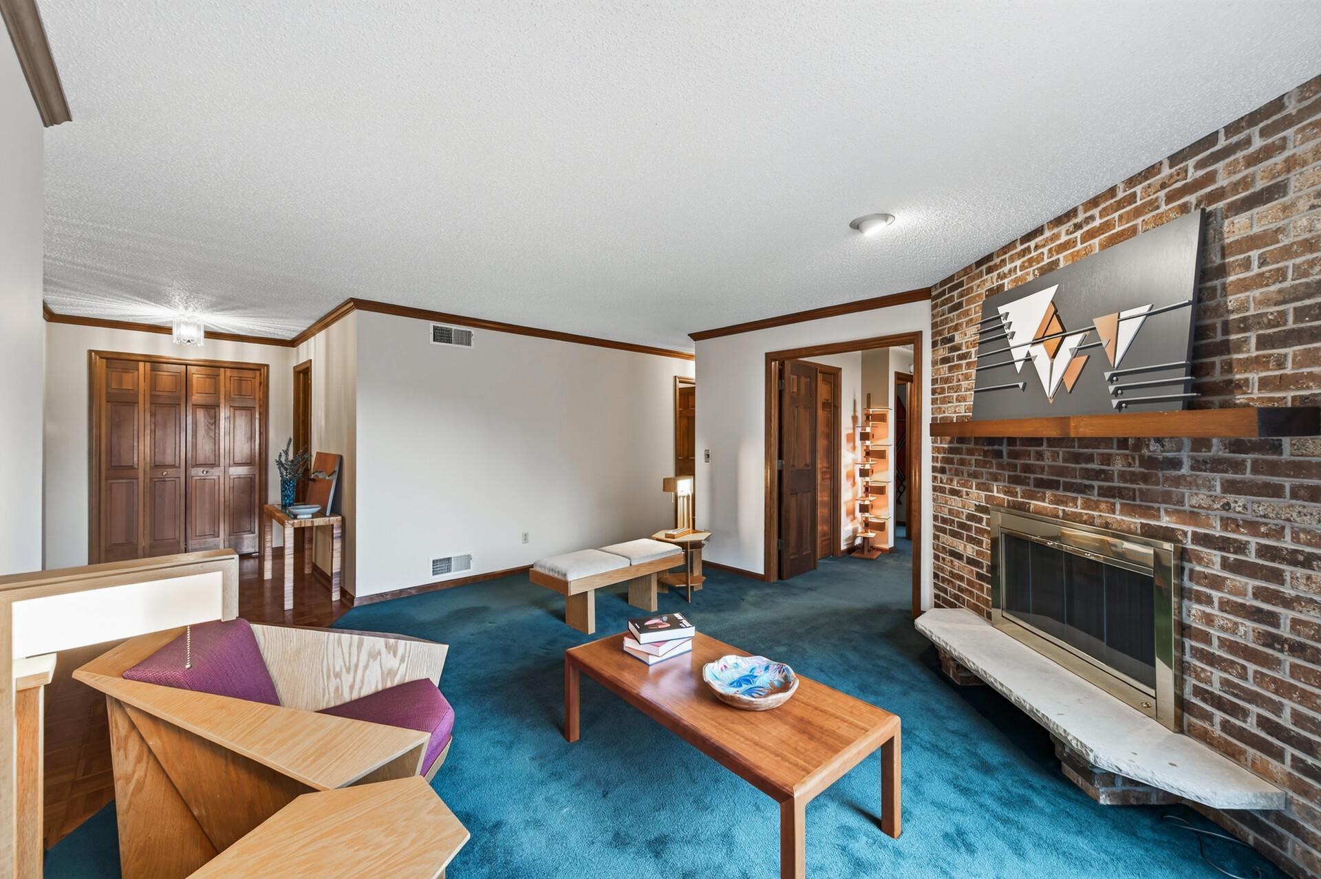 5th image of 4248 Oakmede Ln, White Bear Lake, MN 55110