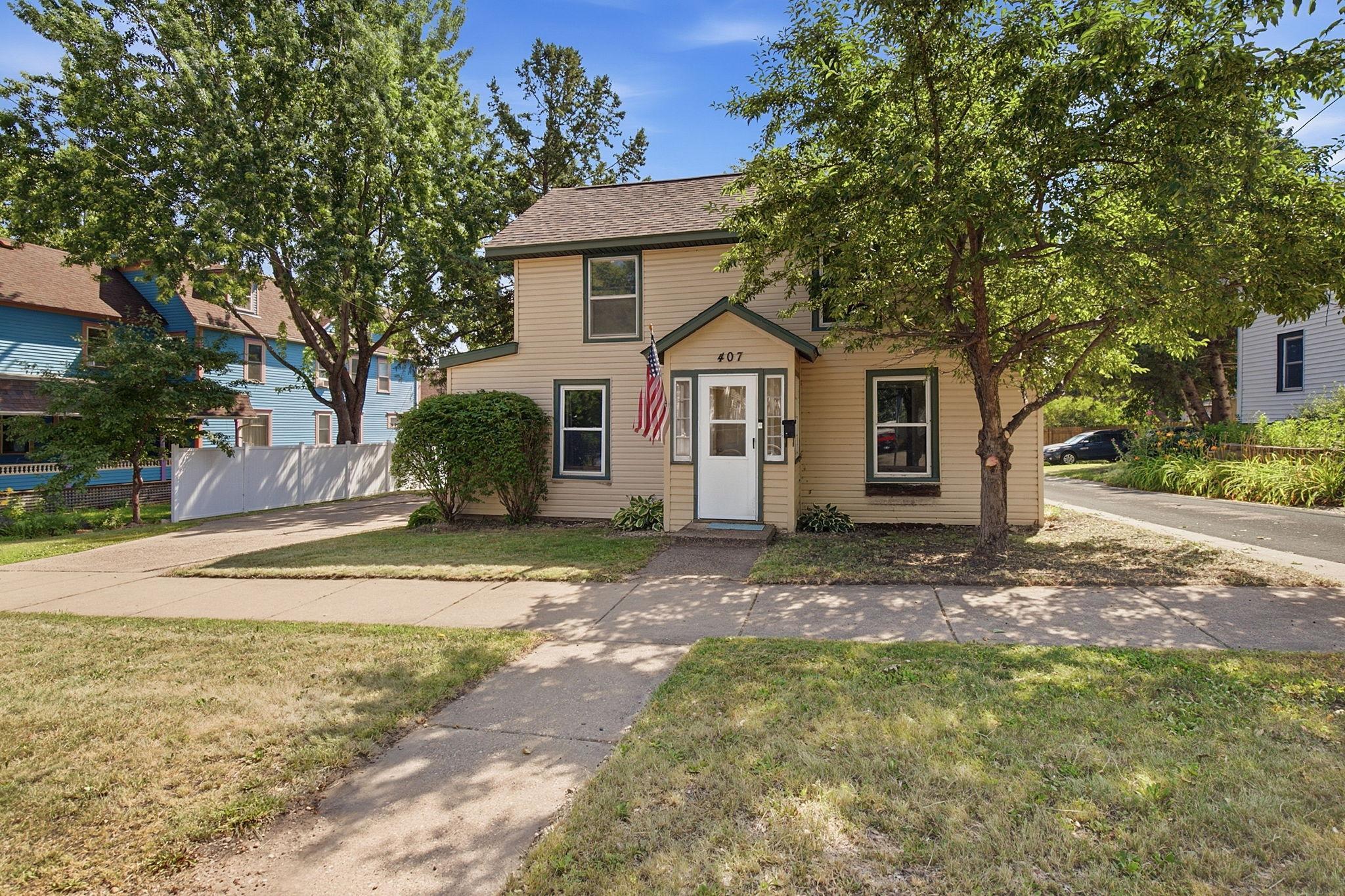 Homes for sale in Hastings, MN | 407 Tyler St, Hastings, MN 55033 | MLS# 7109026