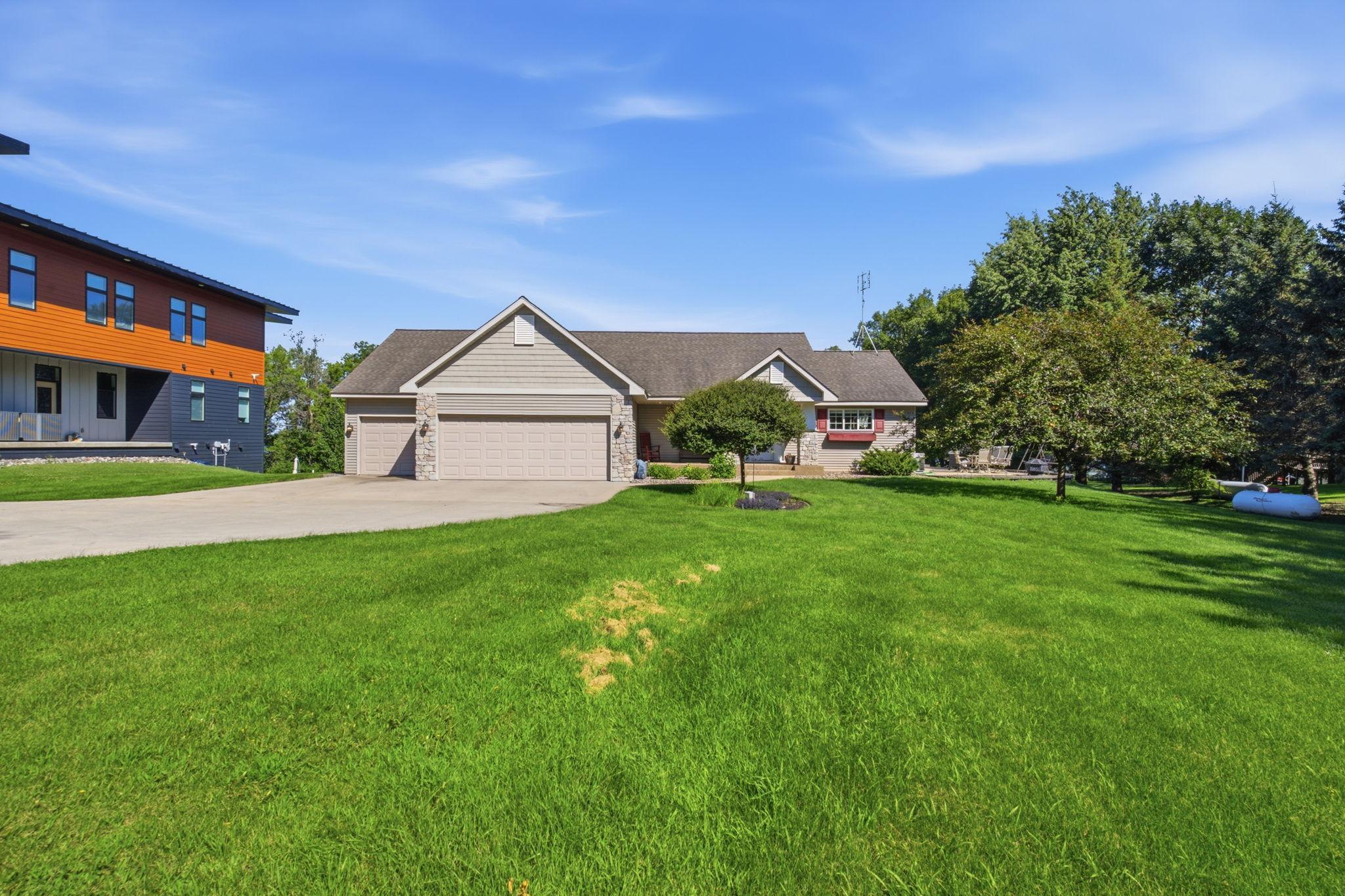 2nd image of 7585 12th St Nw, Willmar, MN 56201 | MLS# 7109065