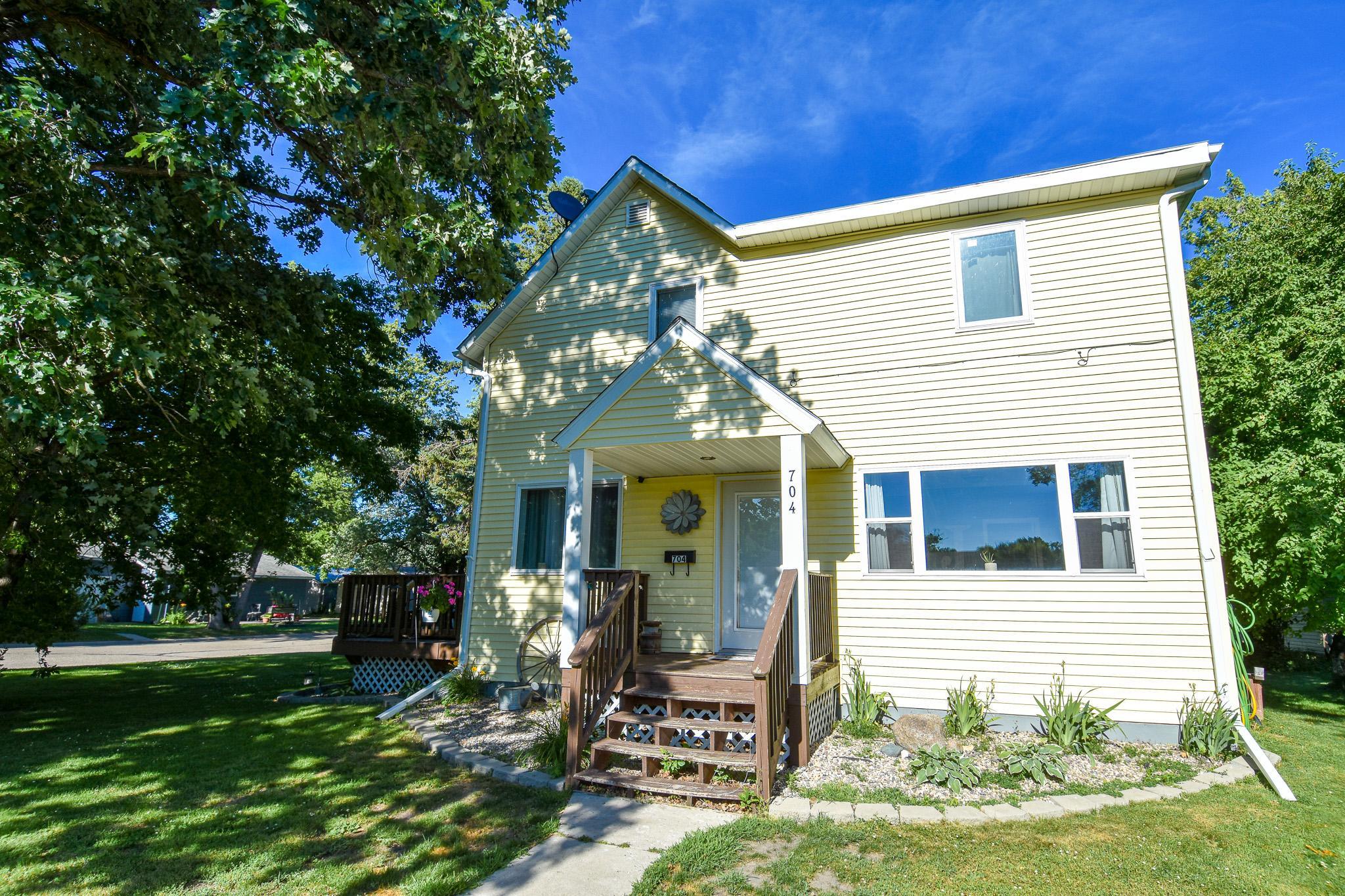 3rd image of 704 Tindolph Ave S, Thief River Falls, MN 56701 | MLS# 7109103