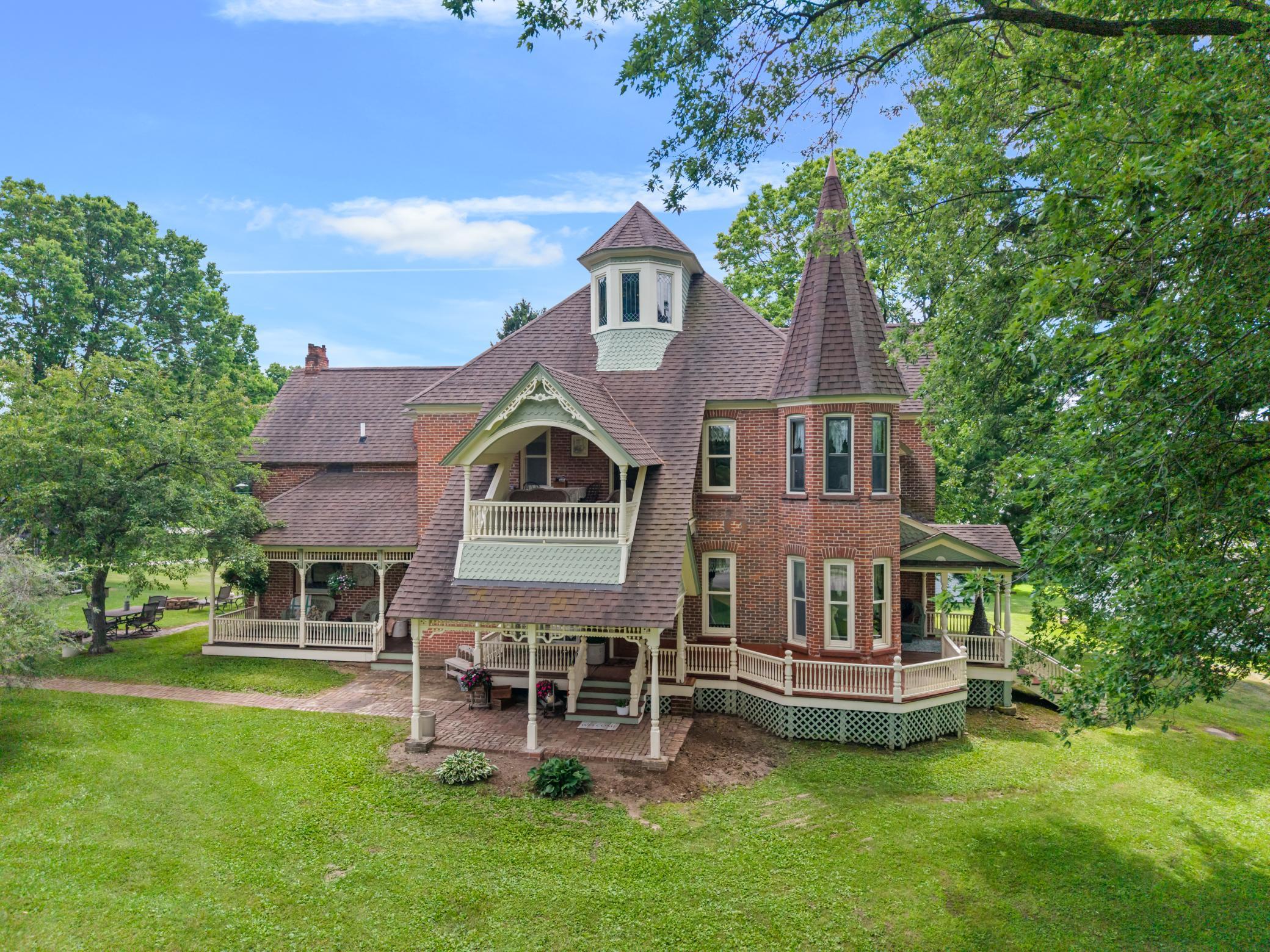 Homes for sale in Ettrick, WI | 22961 Church St, Ettrick, WI 54627 | MLS# 7109115