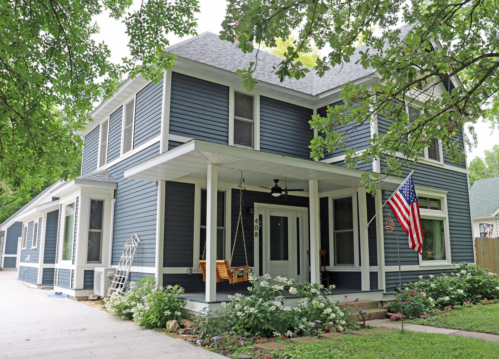 1st image of 408 N 6th St, Henderson, MN 56044 | MLS# 7109151