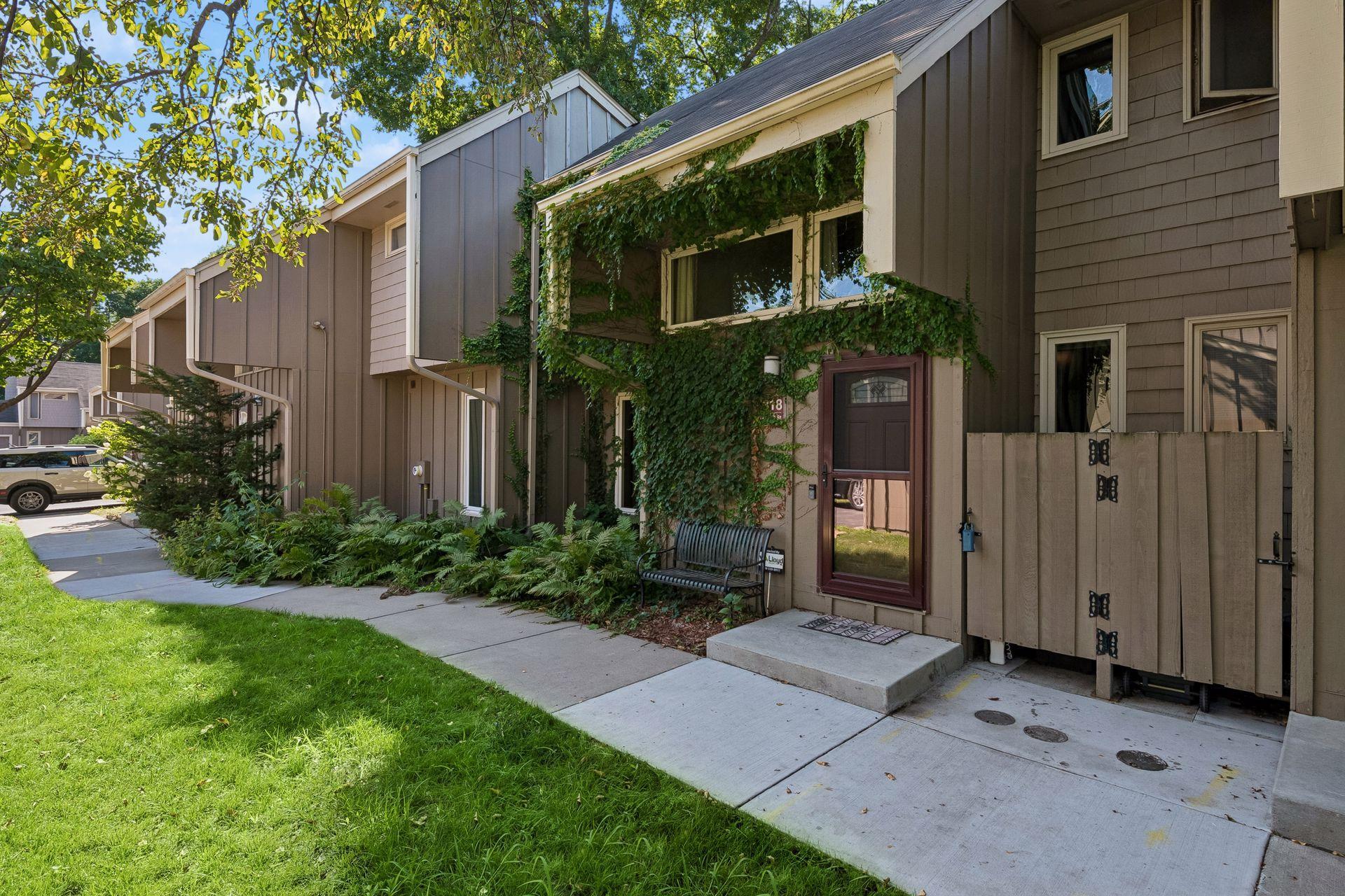 1st image of 318 E 44th St, Minneapolis, MN 55409 | MLS# 7109202