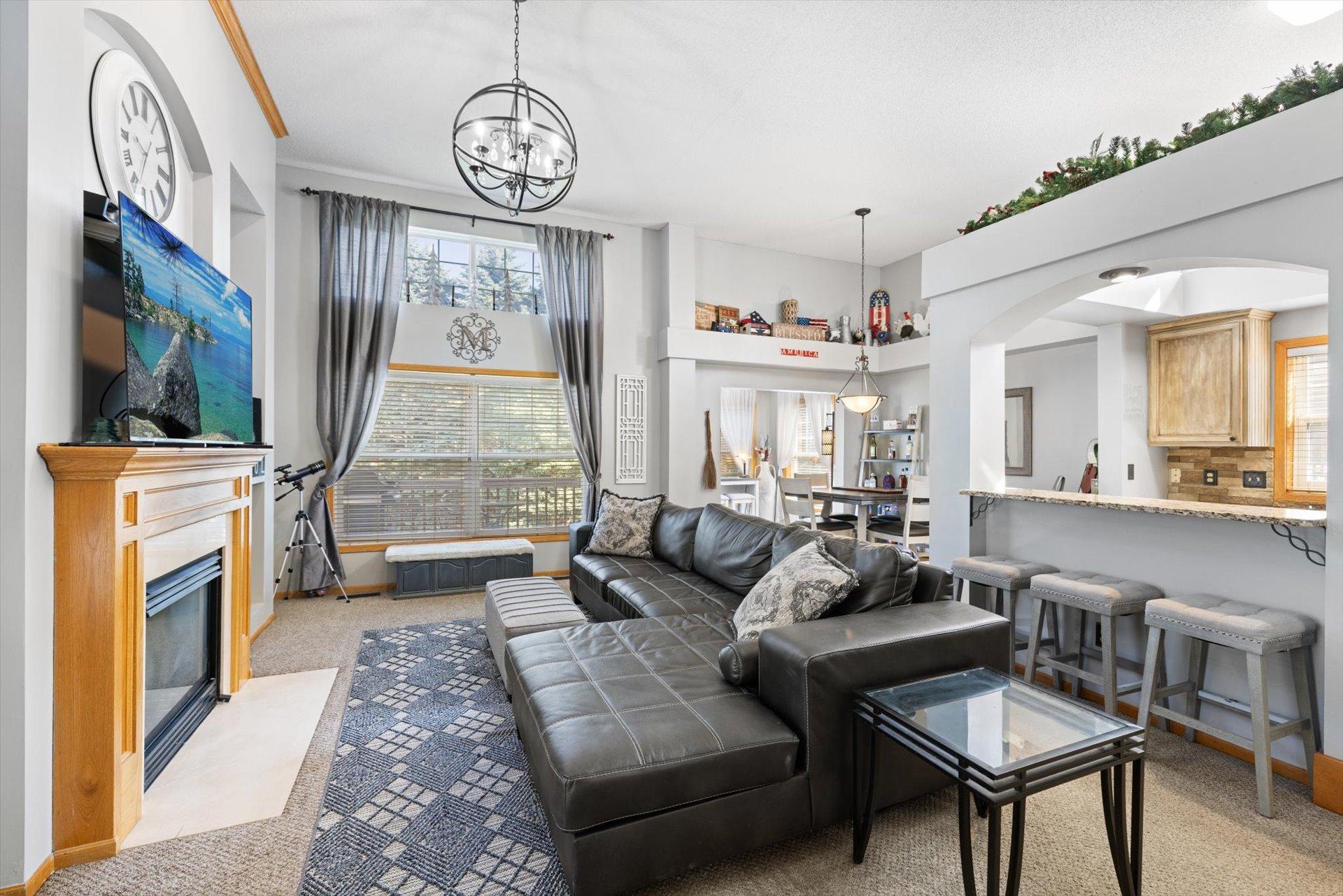 1st image of 10154 Country Club Curv, Saint Paul, MN 55129 | MLS# 7109207