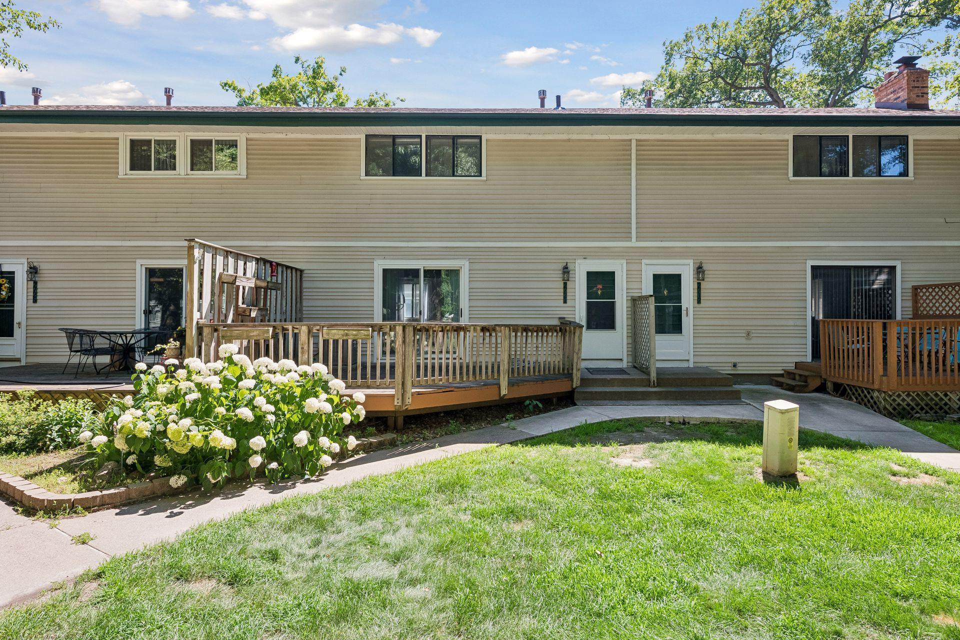 1st image of 2721 Upland Ct, Plymouth, MN 55447 | MLS# 7109328