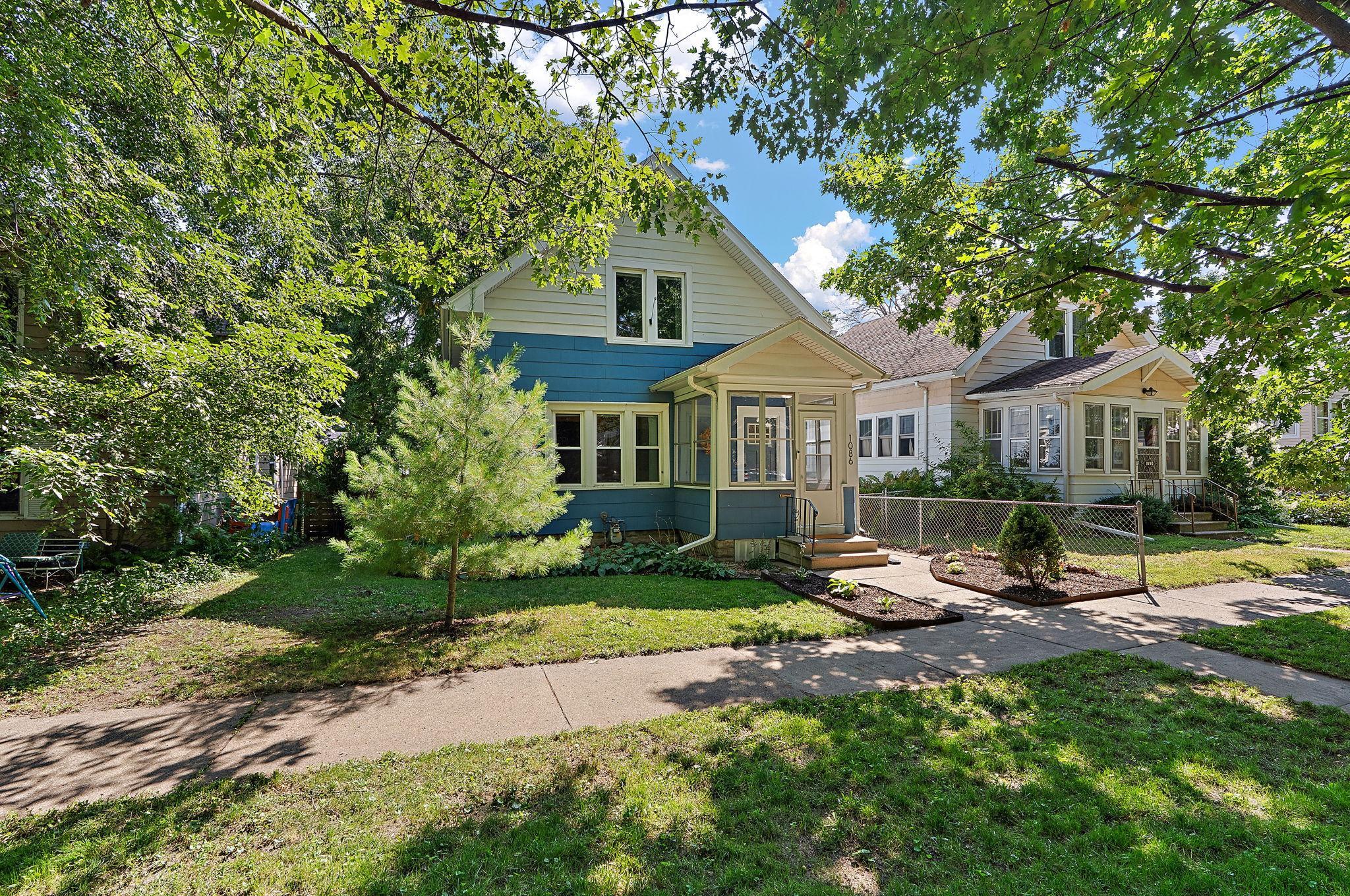 32nd image of 1086 Pleasant Ave, Saint Paul, MN 55102 | MLS# 7109334