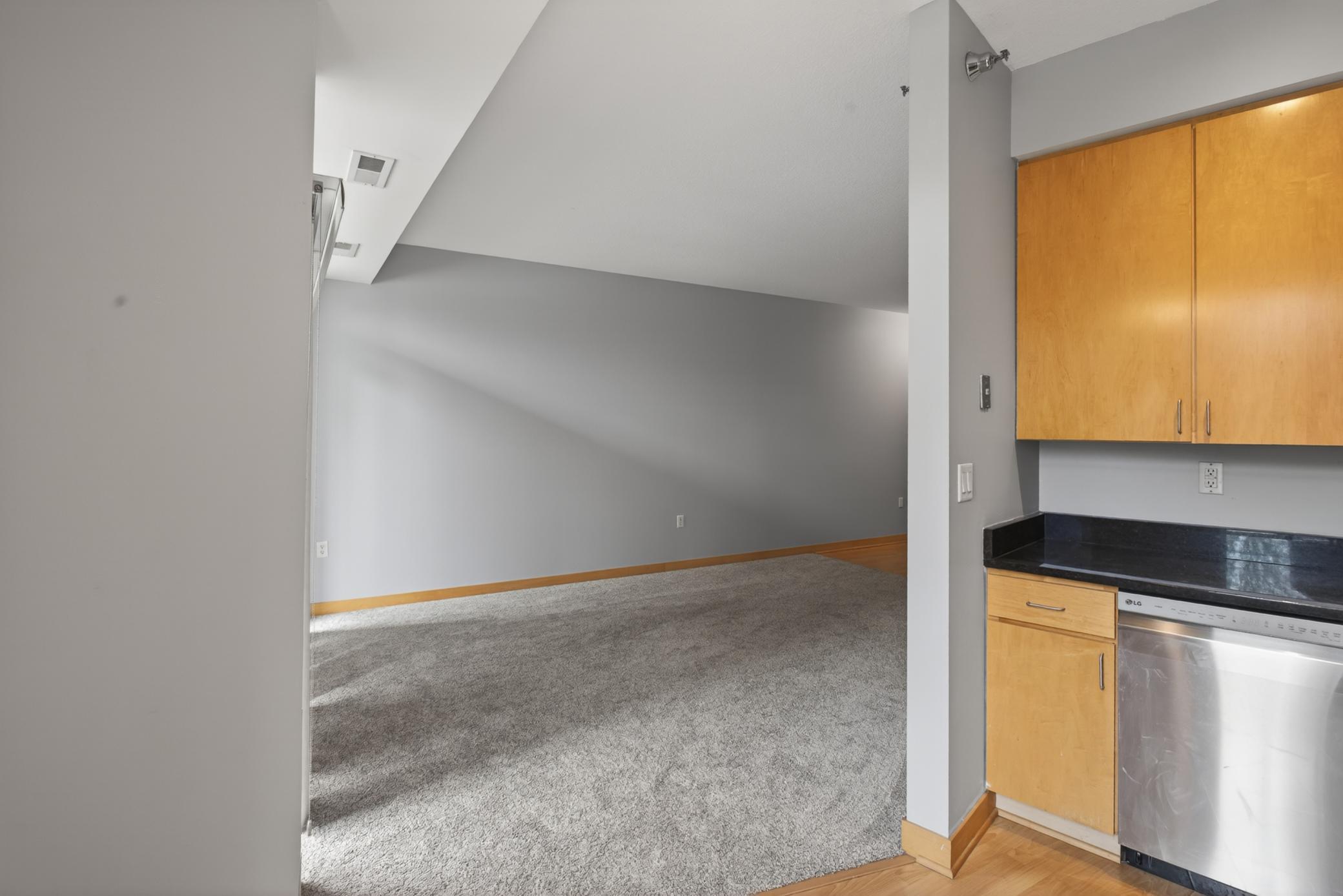 5th image of 2600 University Ave Se #108, Minneapolis, MN 55414 | MLS# 7109524