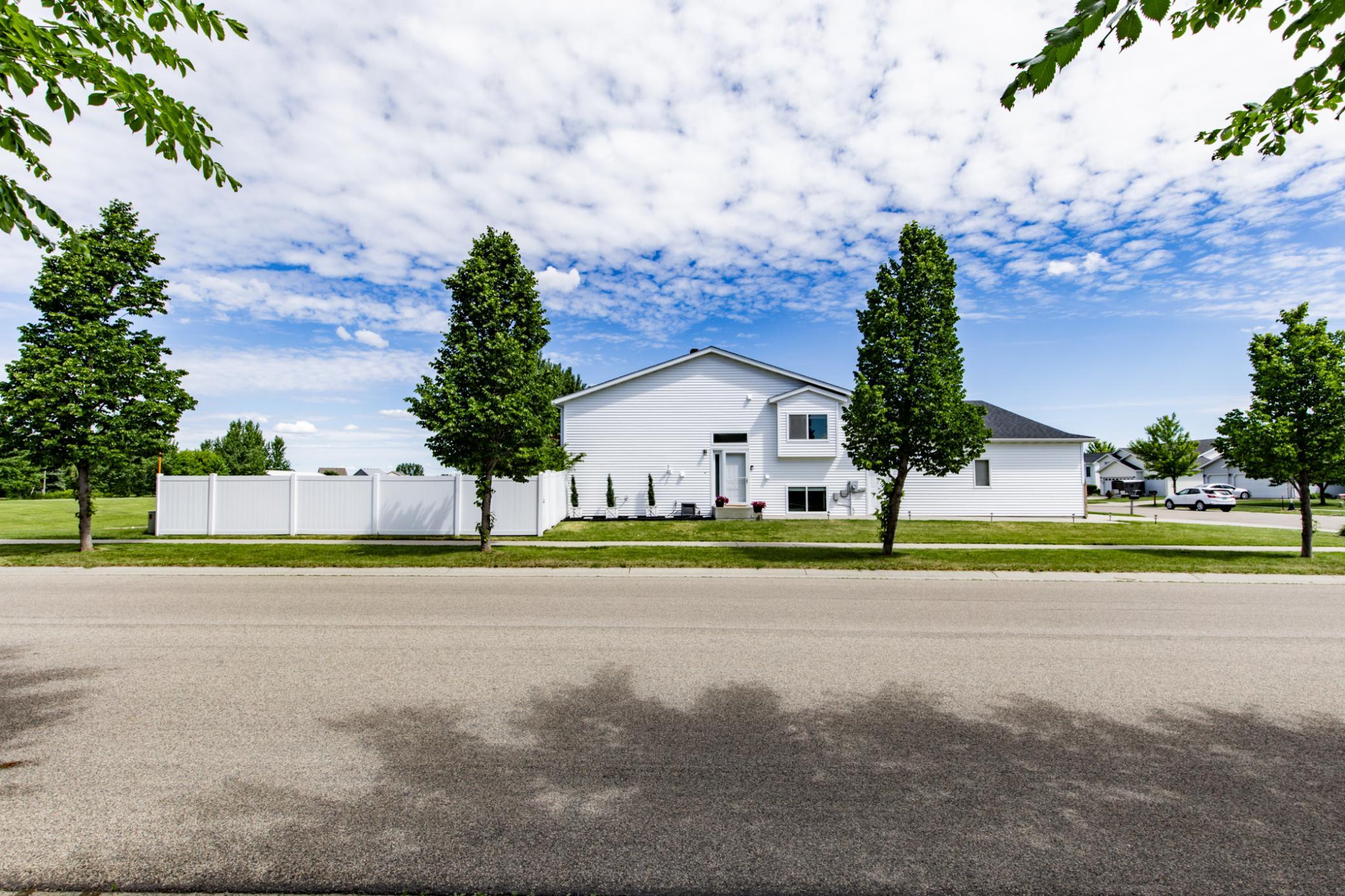 36th image of 4459 15th St S, Moorhead, MN 56560 | MLS# 7109543