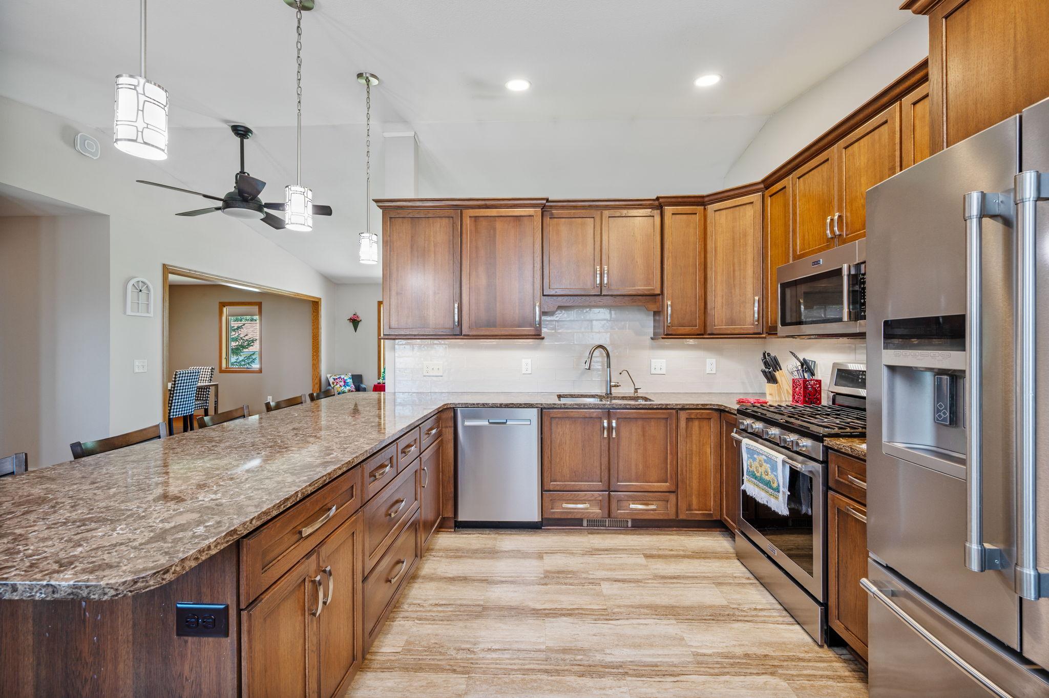 4th image of 1315 Adams Ave, Fairmont, MN 56031 | MLS# 7109548