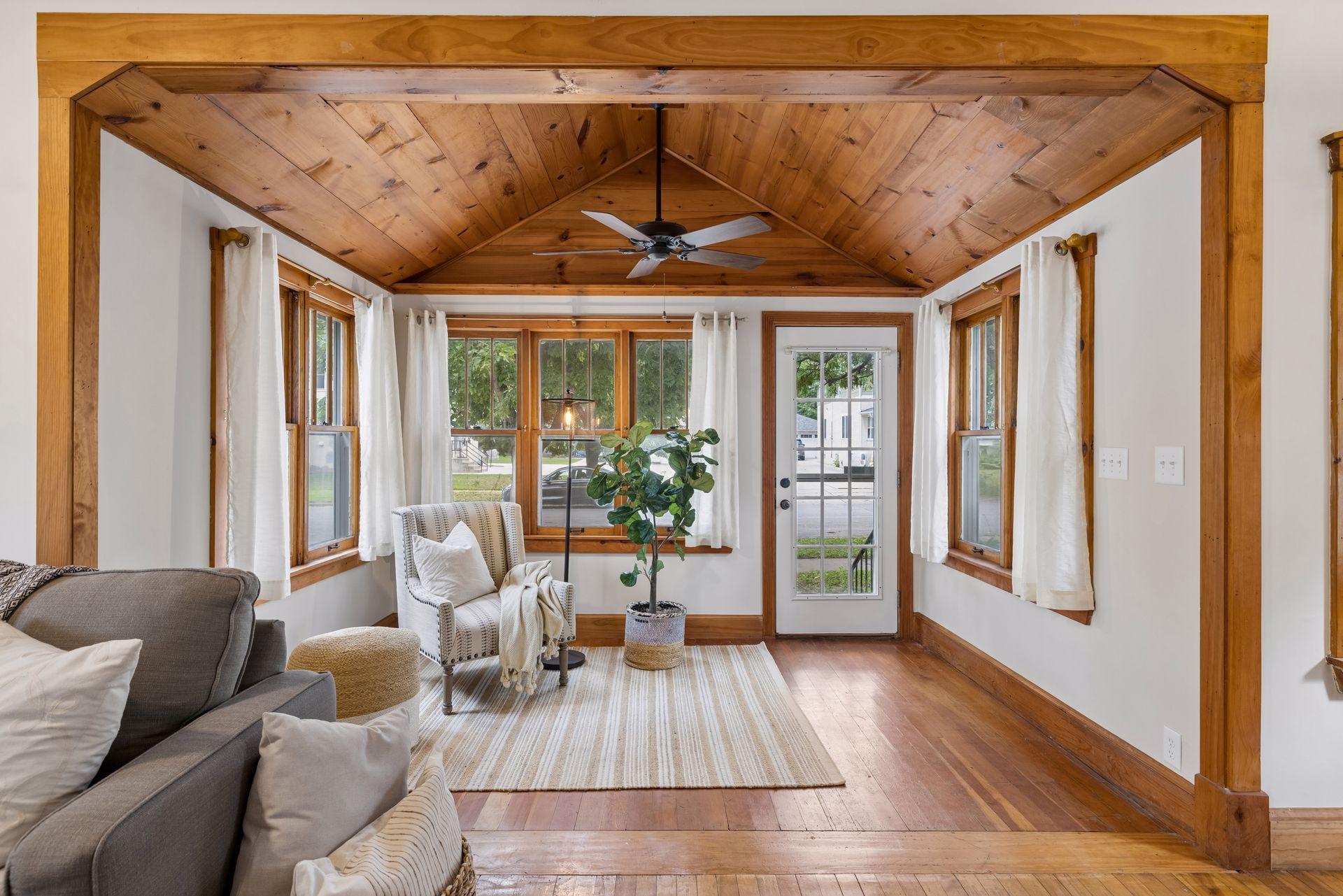 5th image of 299 Sidney St W, Saint Paul, MN 55107 | MLS# 7109560