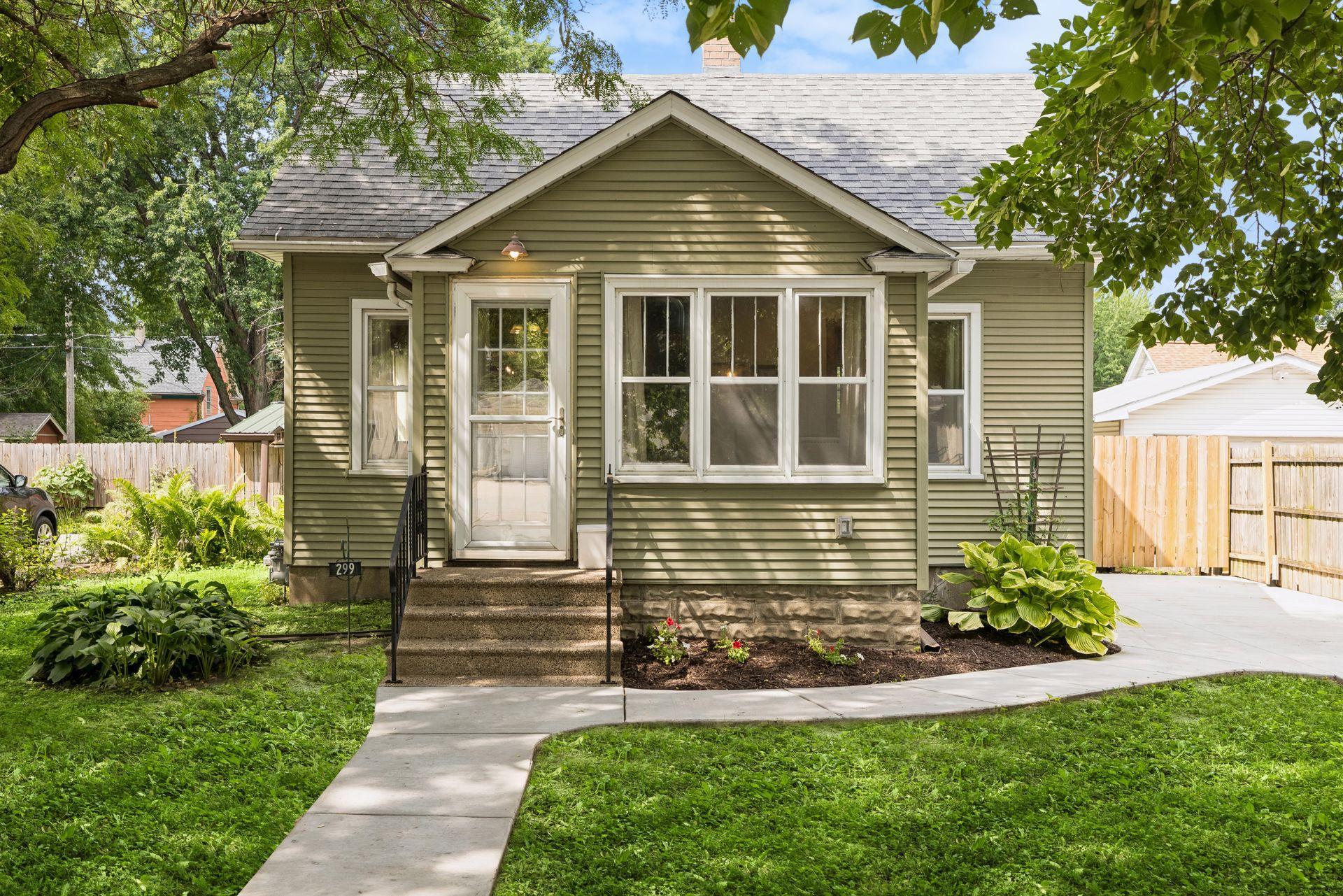 3rd image of 299 Sidney St W, Saint Paul, MN 55107 | MLS# 7109560