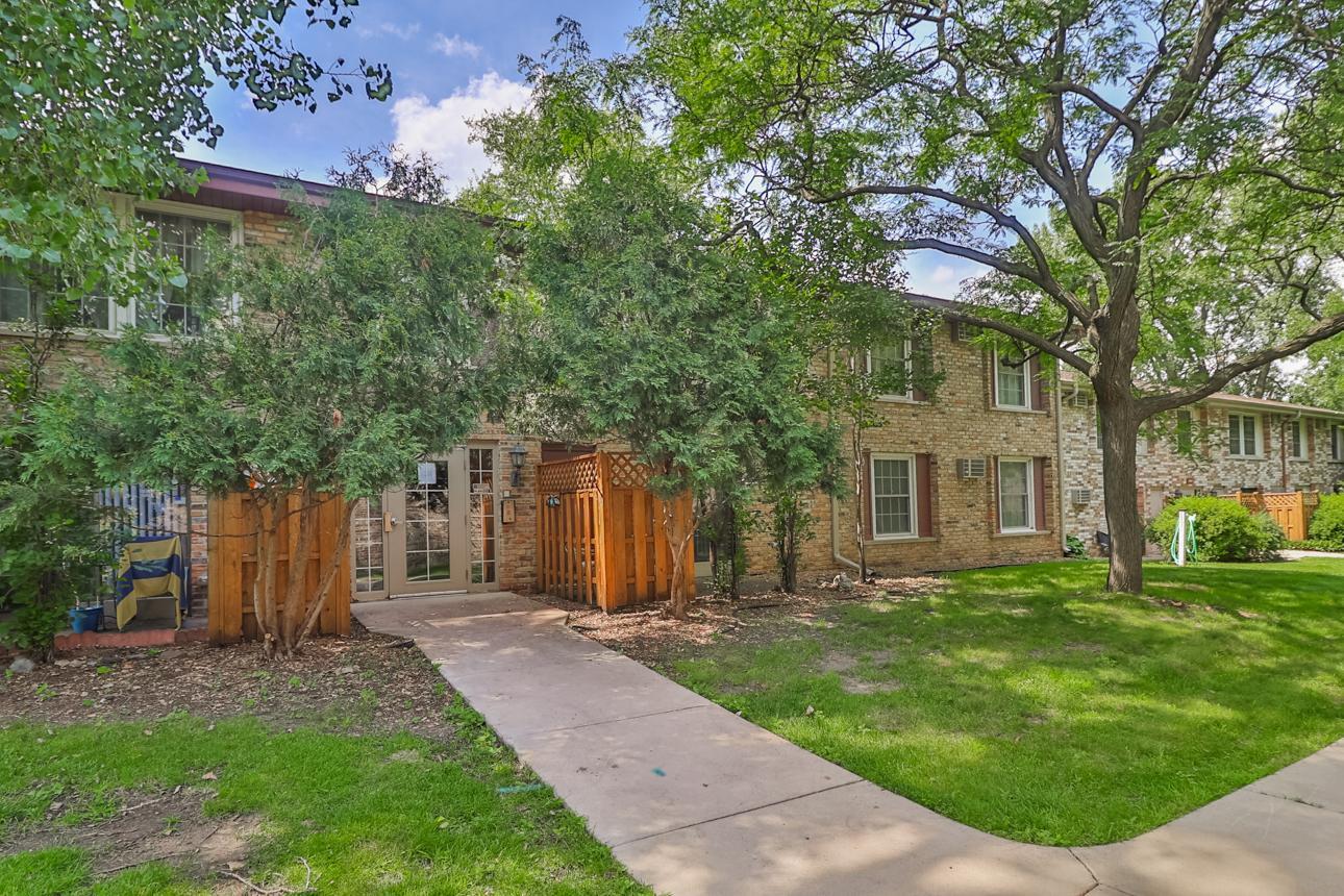 1st image of 4648 Cedar Lake Rd S #3, Saint Louis Park, MN 55416 | MLS# 7109583