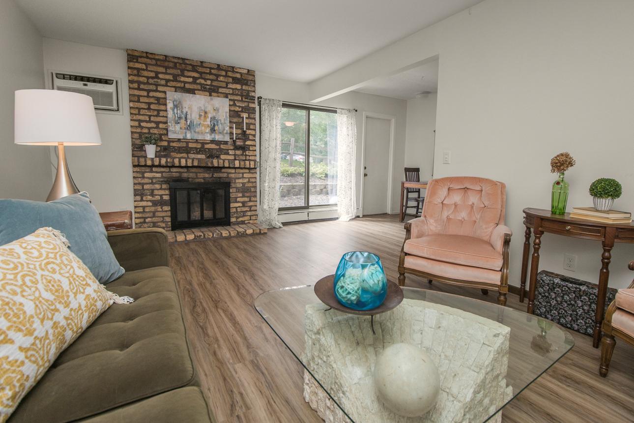 5th image of 4648 Cedar Lake Rd S, St. Louis Park, MN 55416