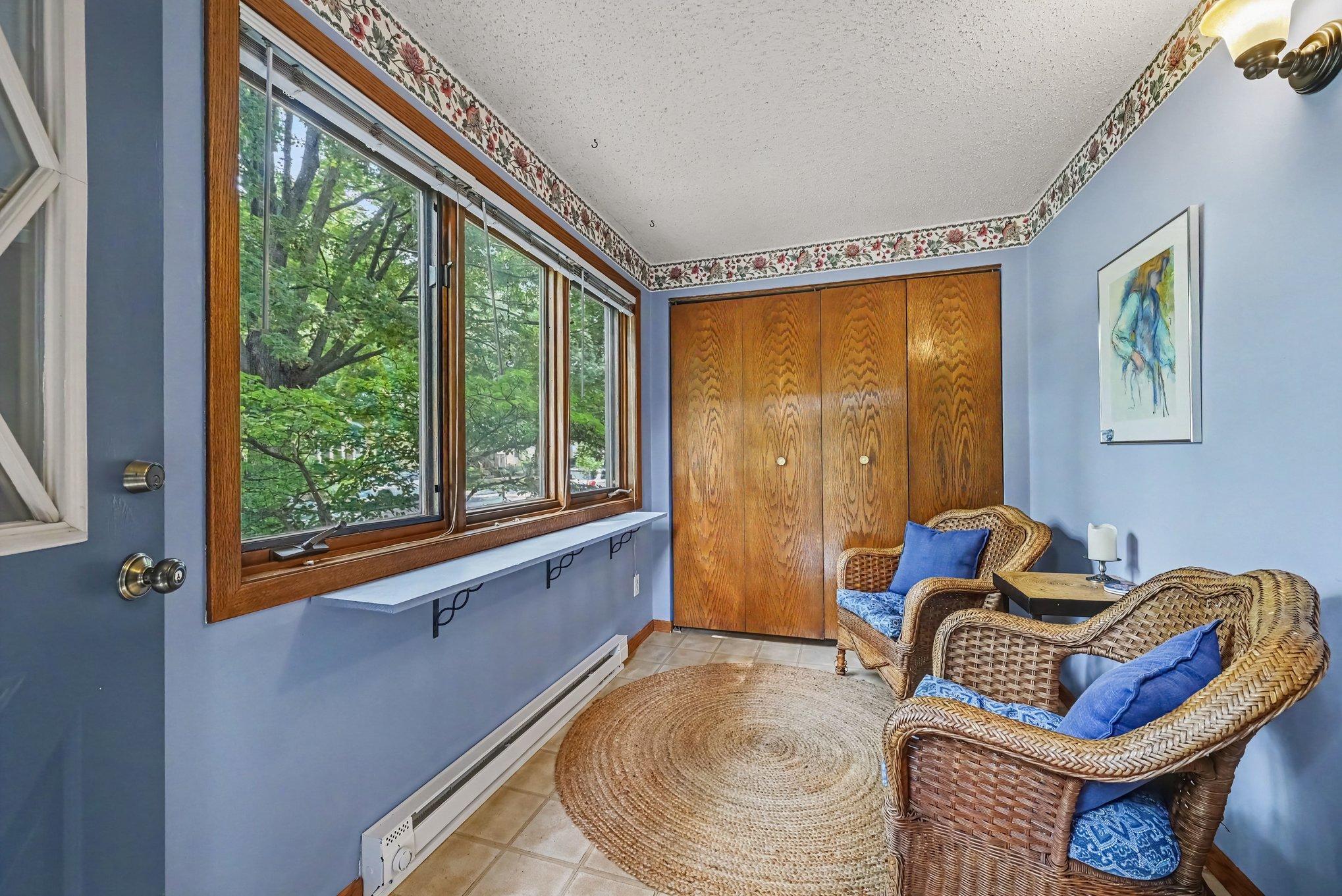 3rd image of 4641 Oakland Ave, Minneapolis, MN 55407 | MLS# 7109628