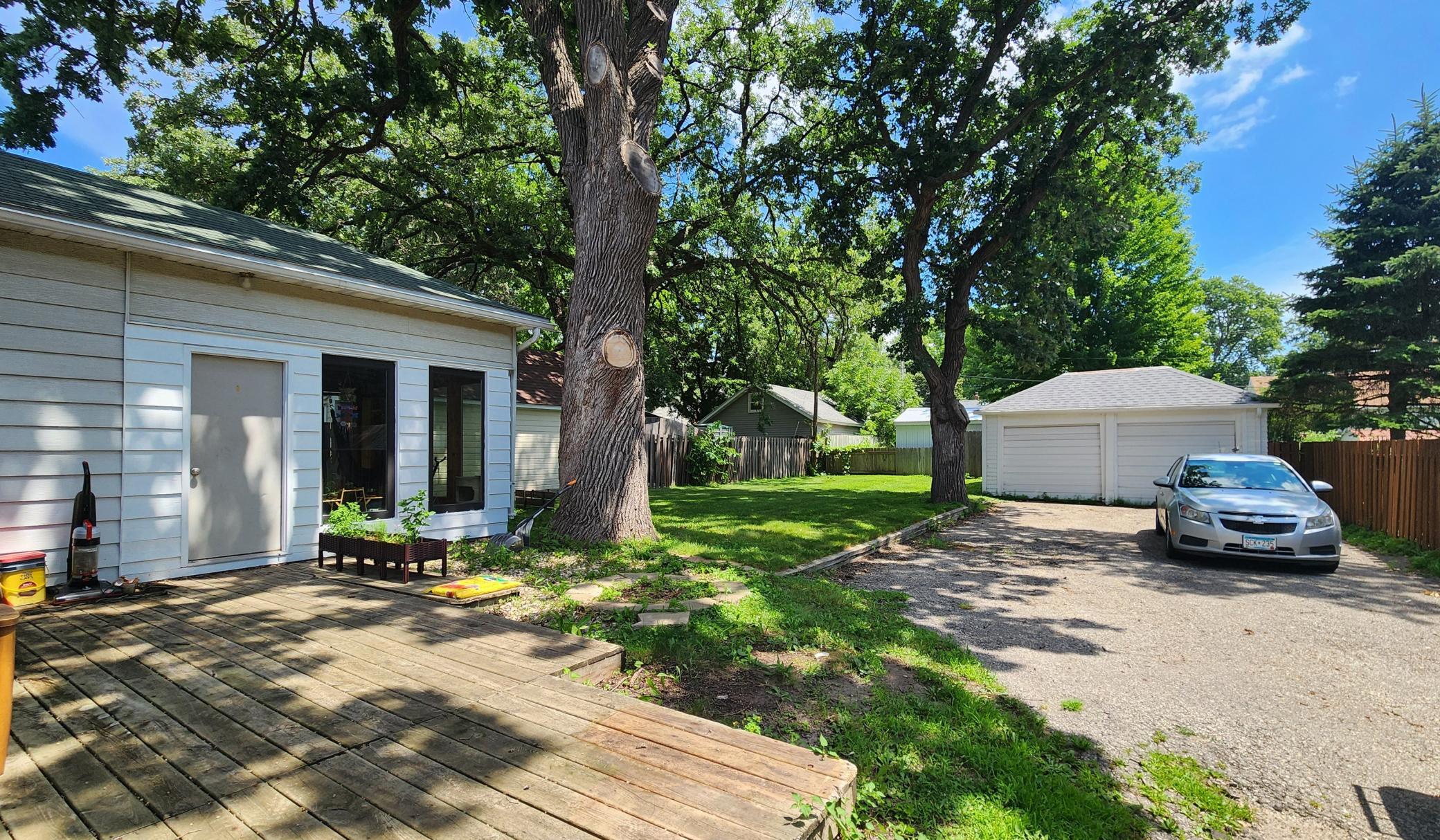 2nd image of 418 11th Ave Se, Rochester, MN 55904 | MLS# 7109746