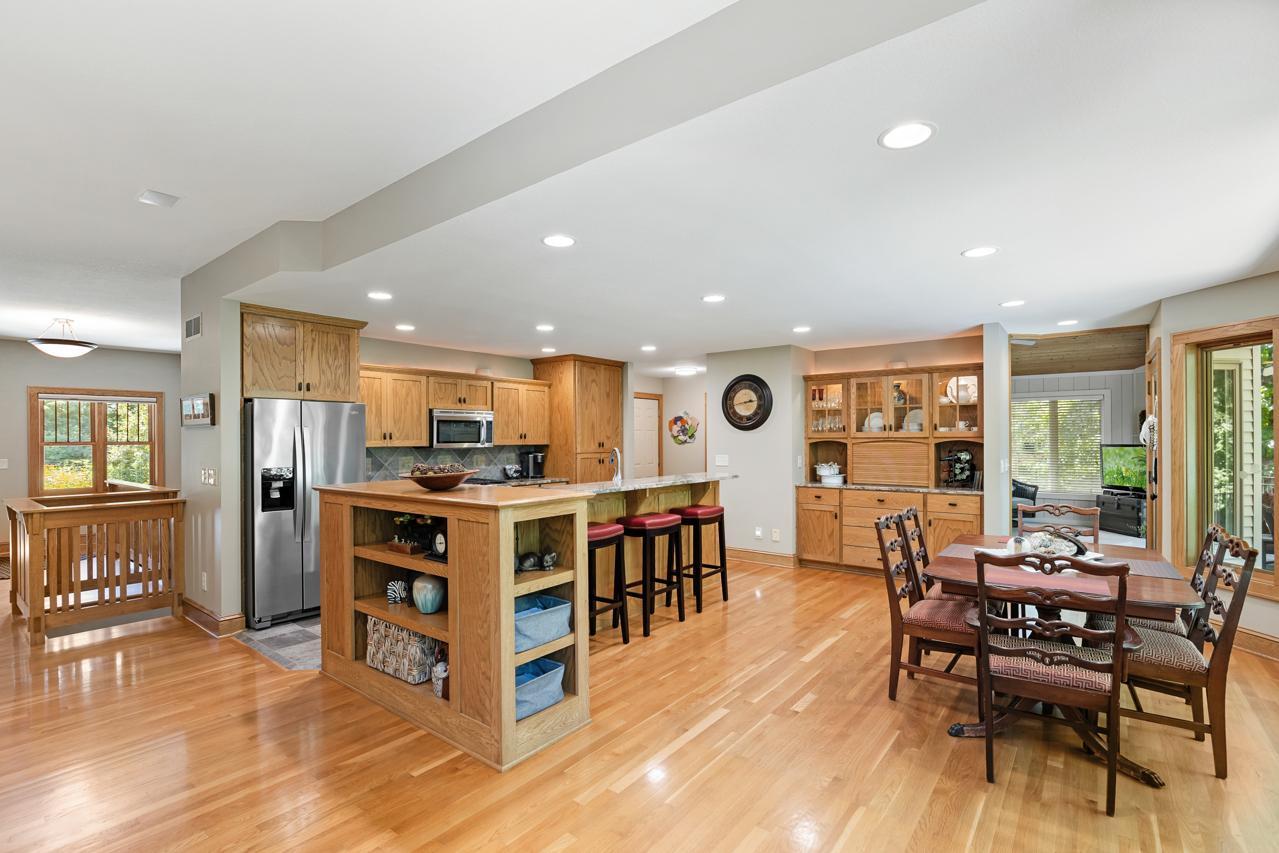 2nd image of 2934 Canyon Rd, Chaska, MN 55318 | MLS# 7109816