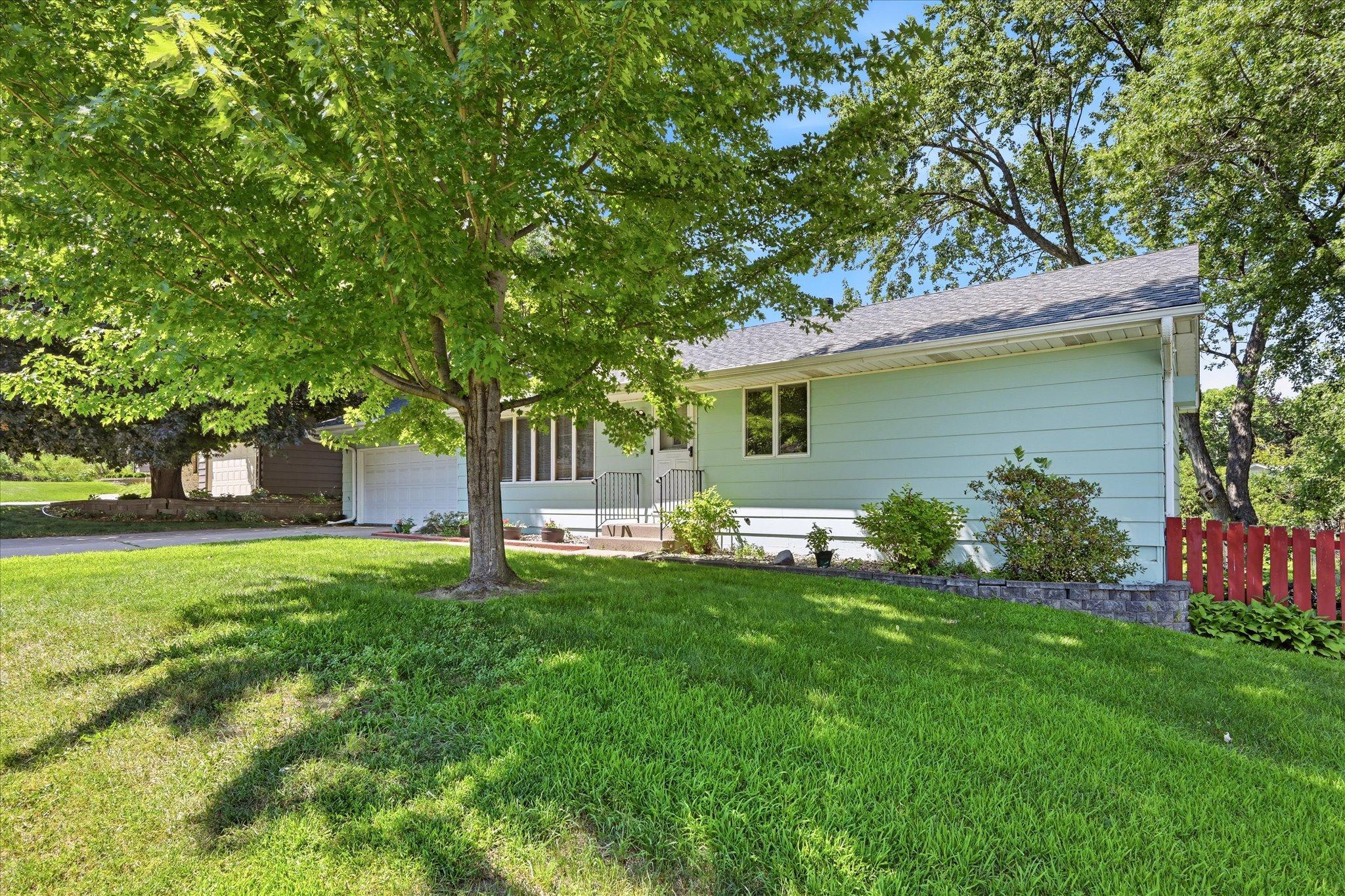 Homes for sale in New Brighton, MN | 1534 17Th St Nw, New Brighton, MN 55112 | MLS# 7109894