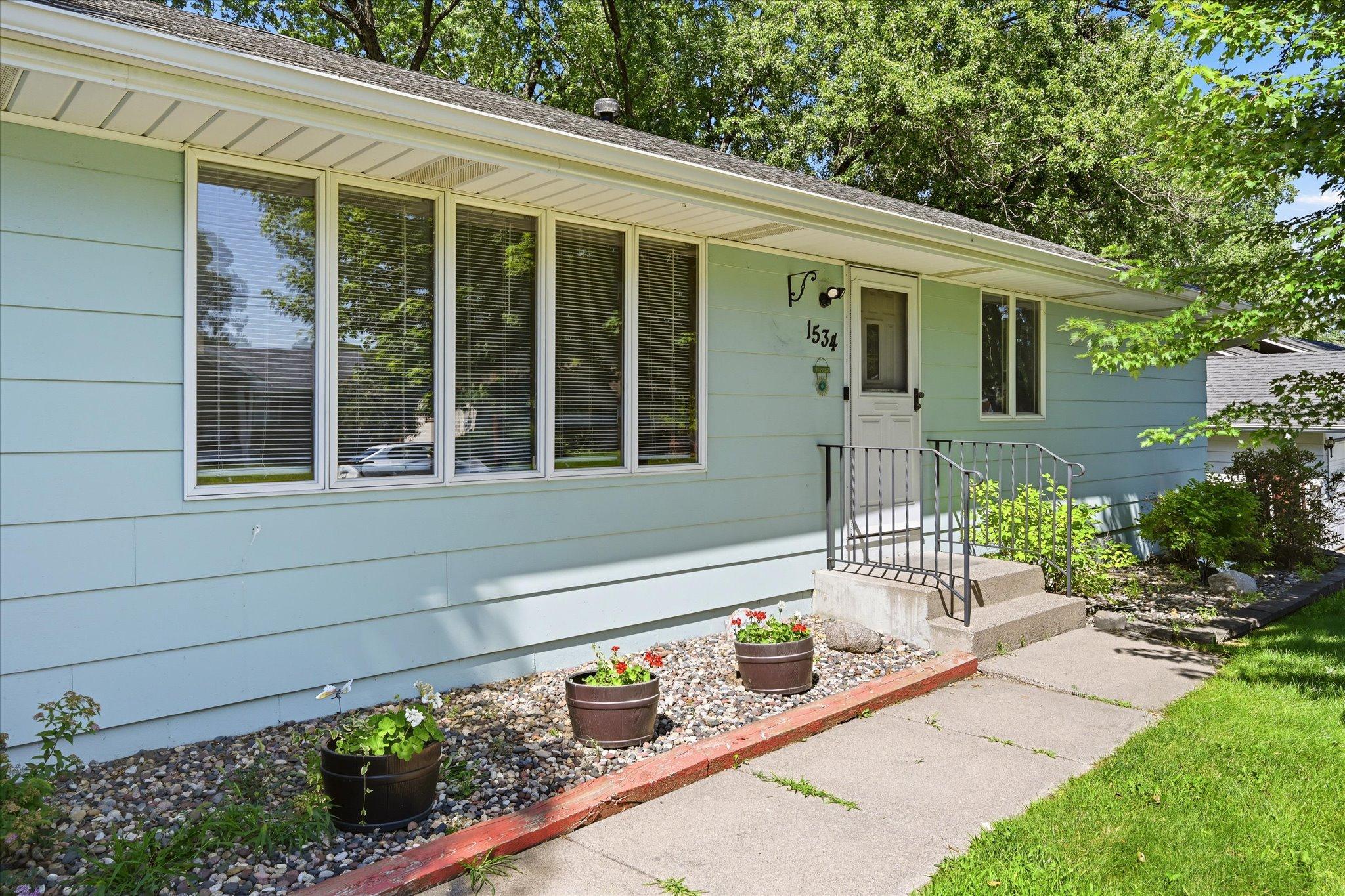 Homes for sale in New Brighton, MN | 1534 17Th St Nw, New Brighton, MN 55112 | MLS# 7109894