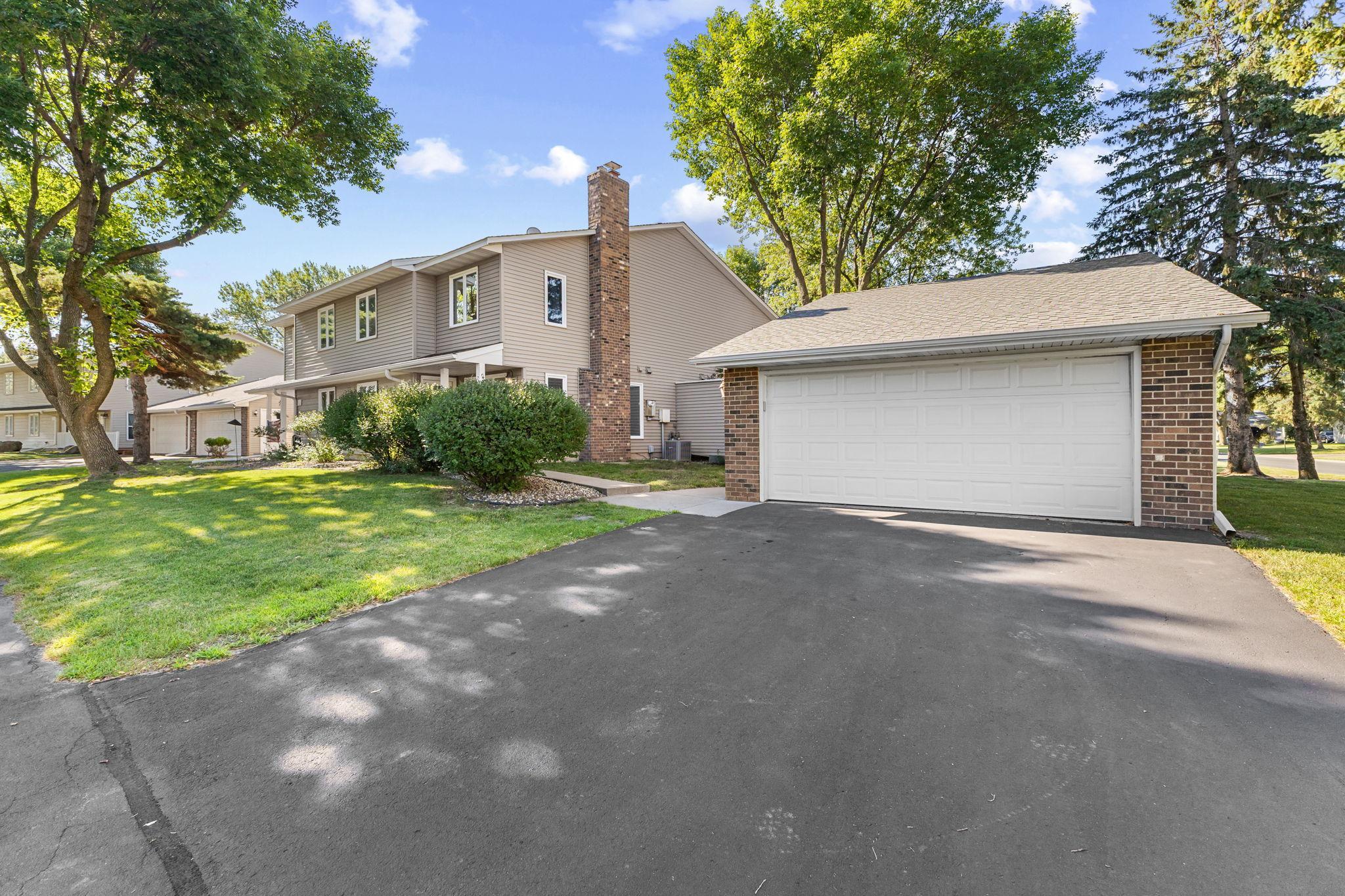 2nd image of 9390 Ranchview Ln N, Maple Grove, MN 55369 | MLS# 7109896