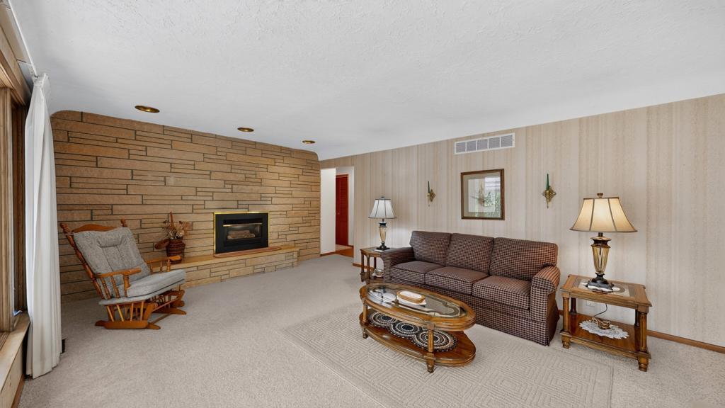 5th image of 302 Garden Rd, Albert Lea, MN 56007 | MLS# 7109902
