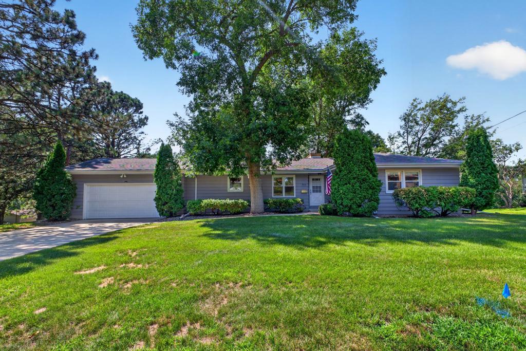 1st image of 302 Garden Rd, Albert Lea, MN 56007 | MLS# 7109902