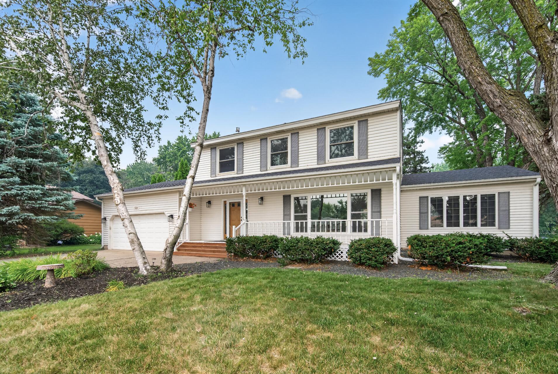 3rd image of 4532 Normandale Highlands Dr, Minneapolis, MN 55437 | MLS# 7109939